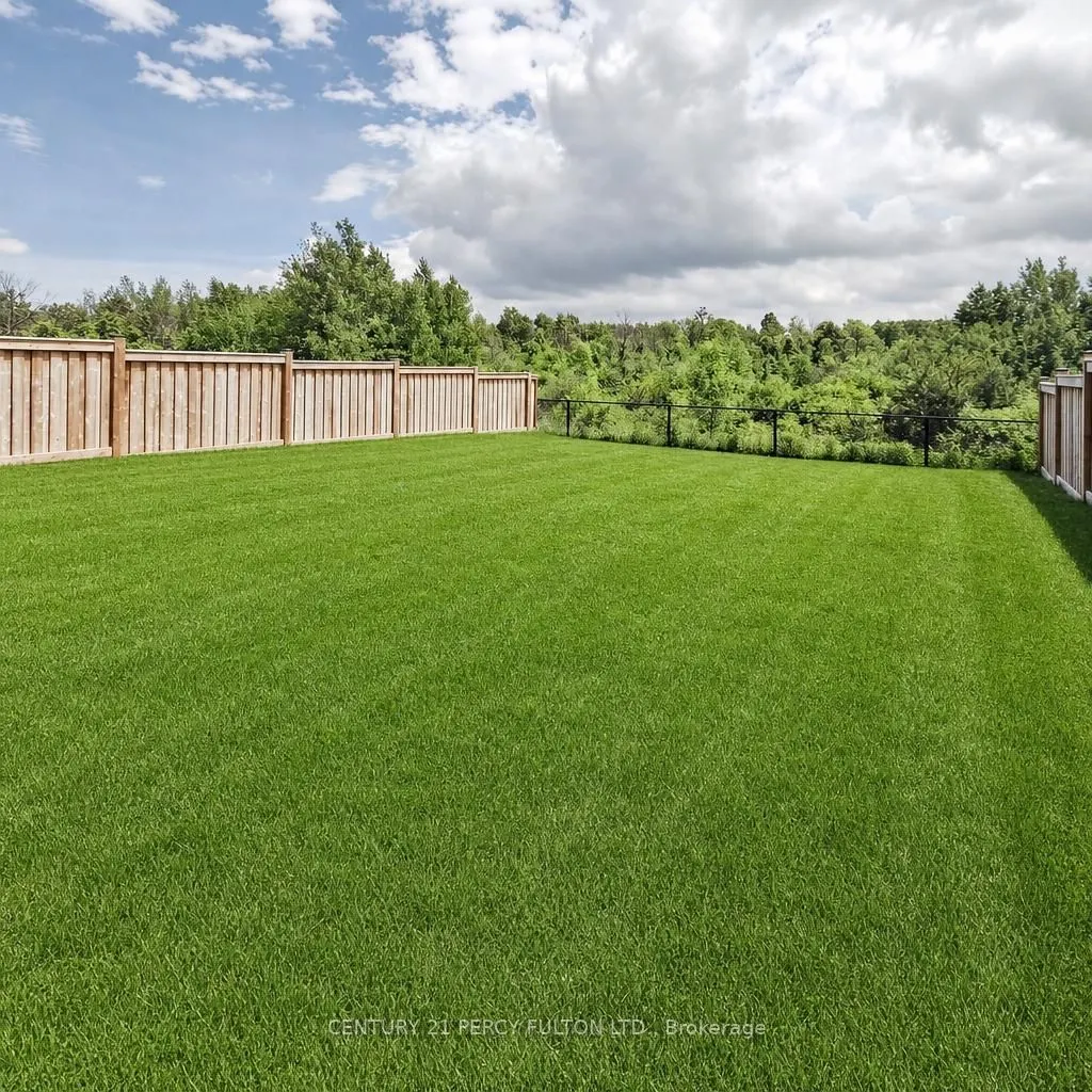 166 Ferragine Crescent