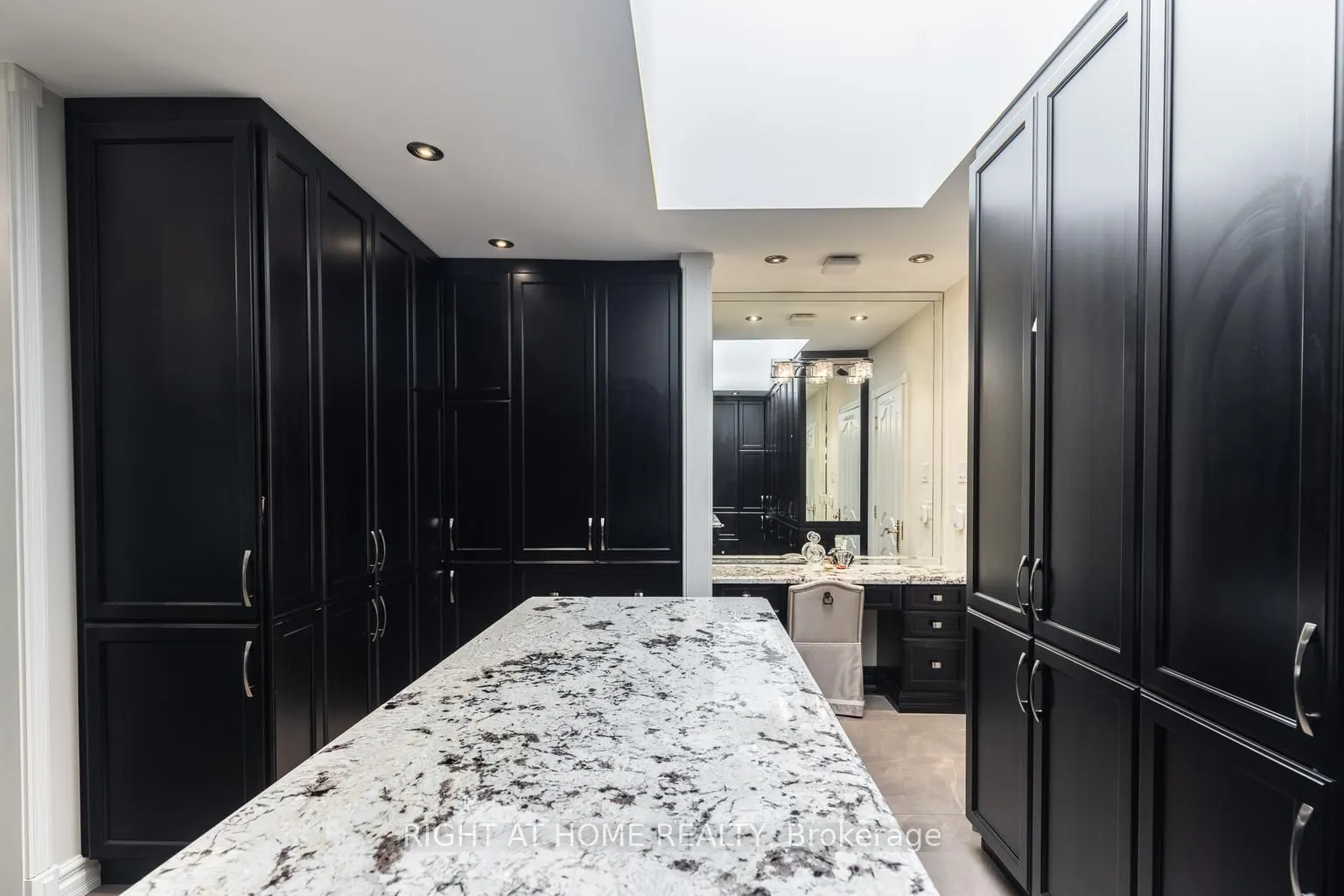 38 Sugarbush Court