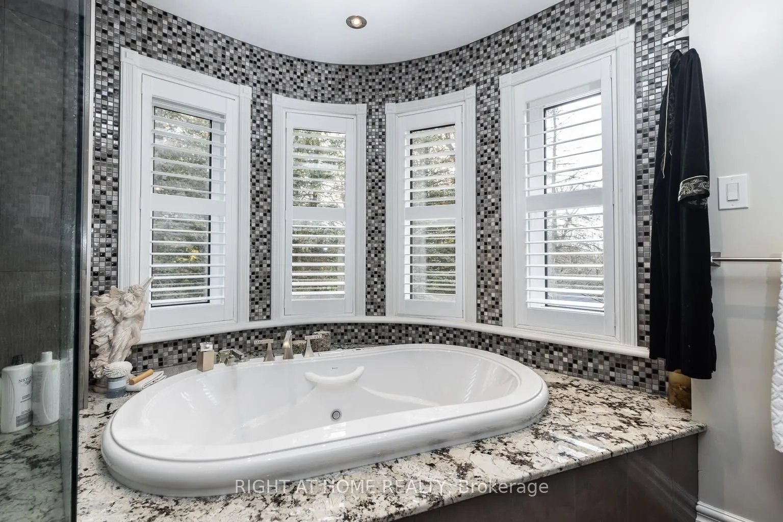 38 Sugarbush Court