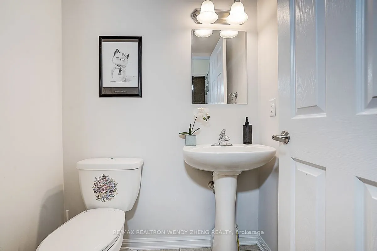 10 Collie Crescent