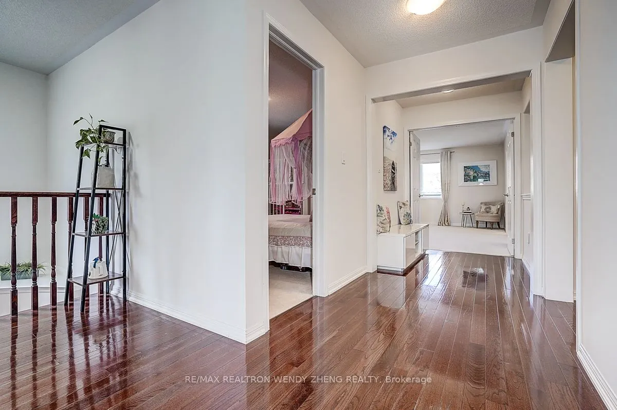 10 Collie Crescent