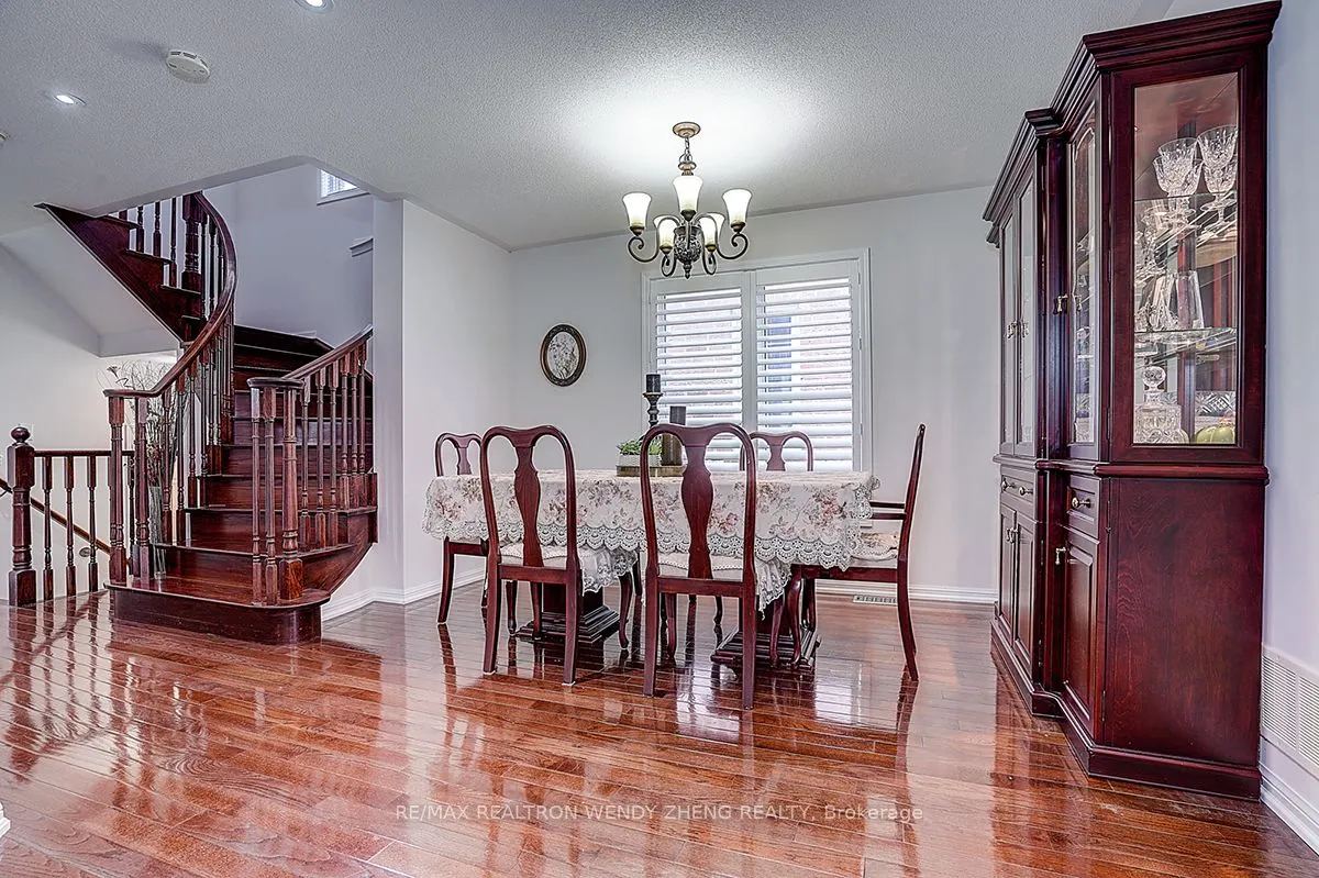 10 Collie Crescent