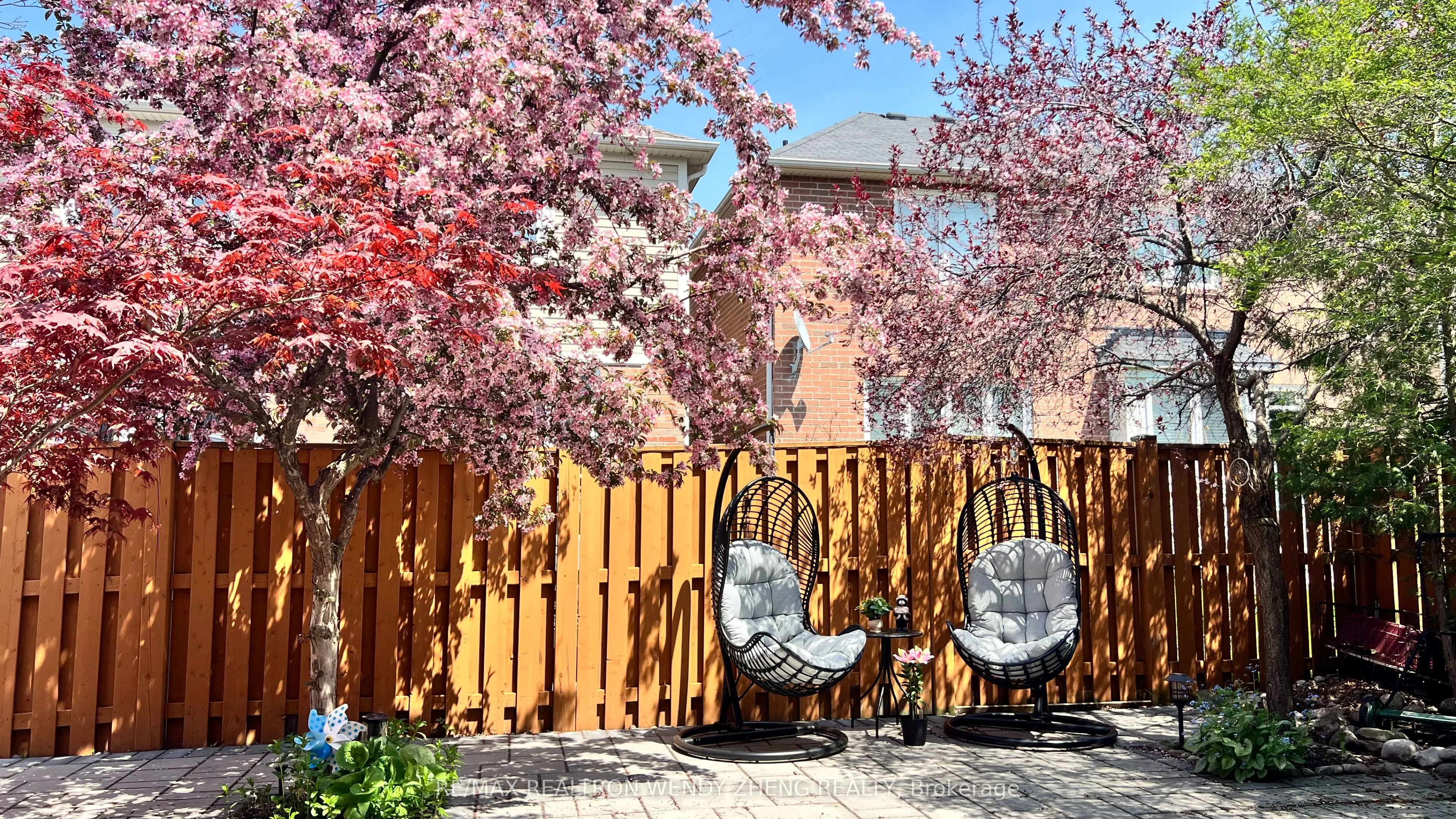 10 Collie Crescent