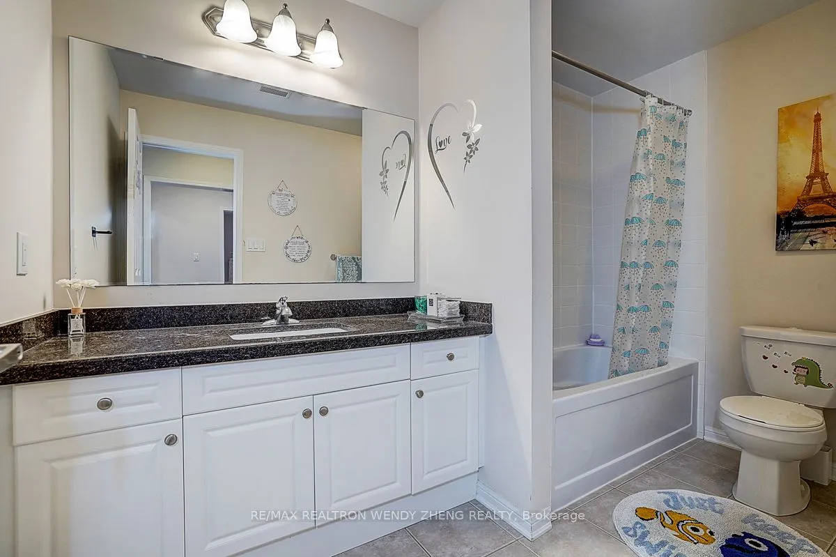 10 Collie Crescent