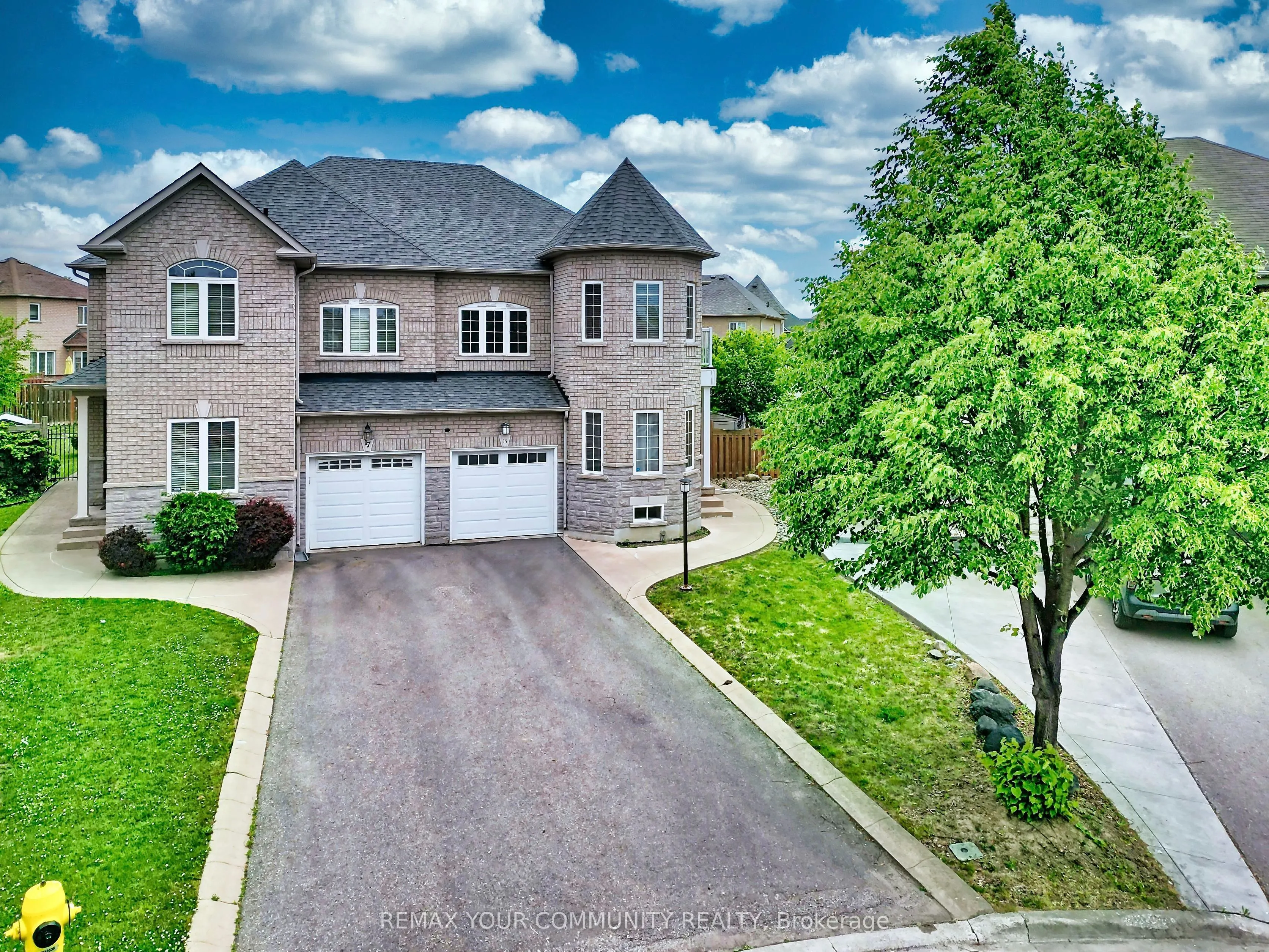 15 Bellefontaine Court