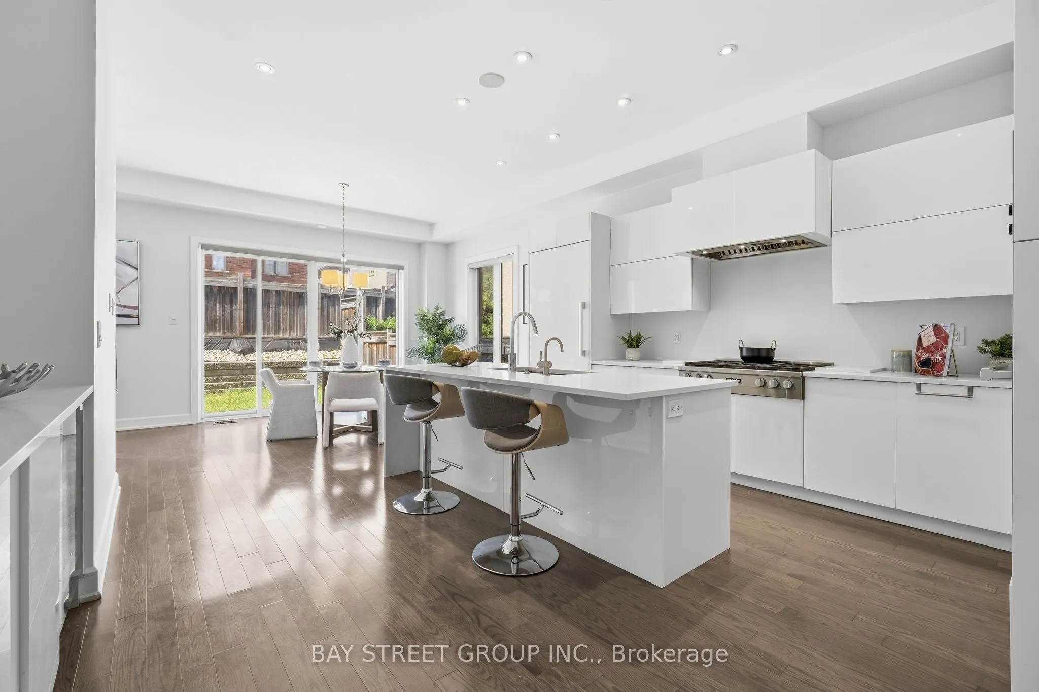 16 Farrell Road