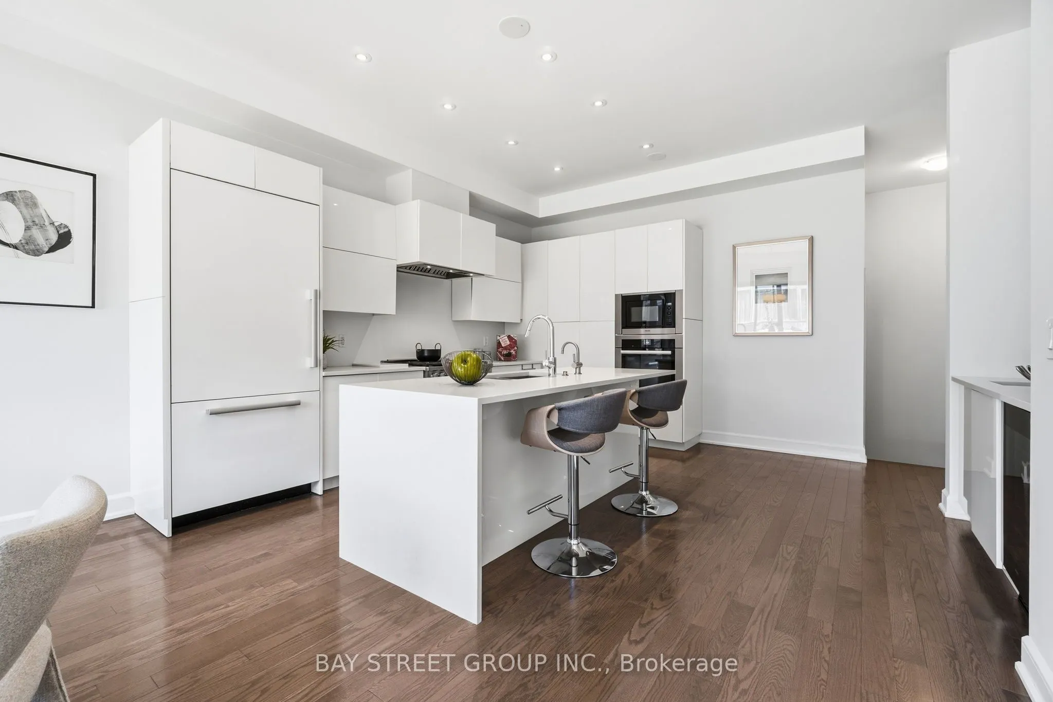16 Farrell Road