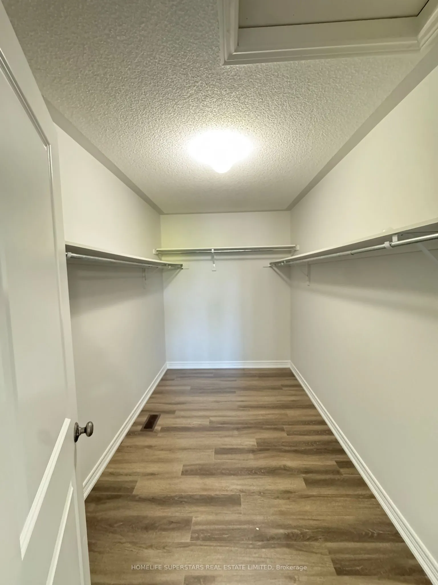 84 BELL Avenue