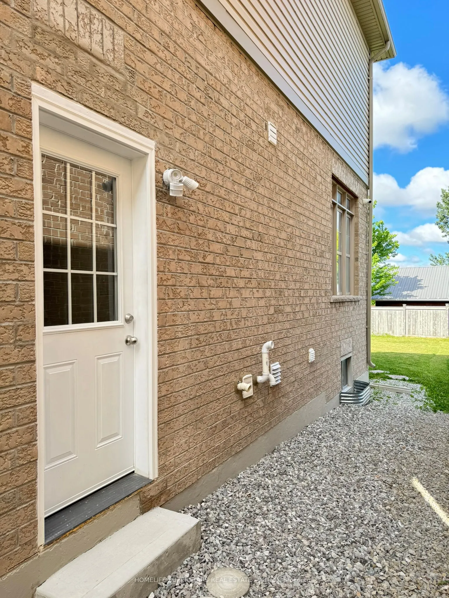 84 BELL Avenue