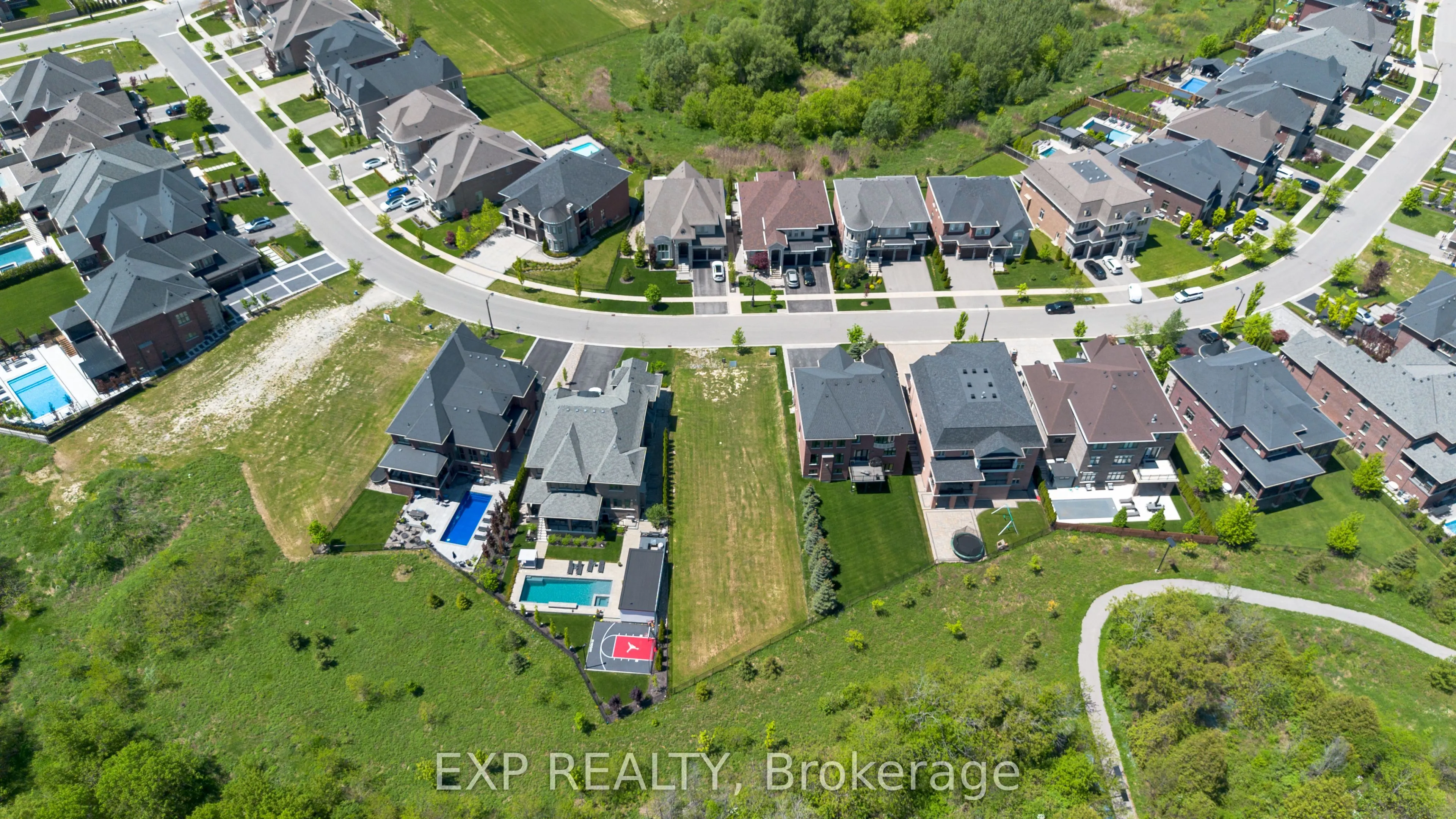 25 Hogan Court