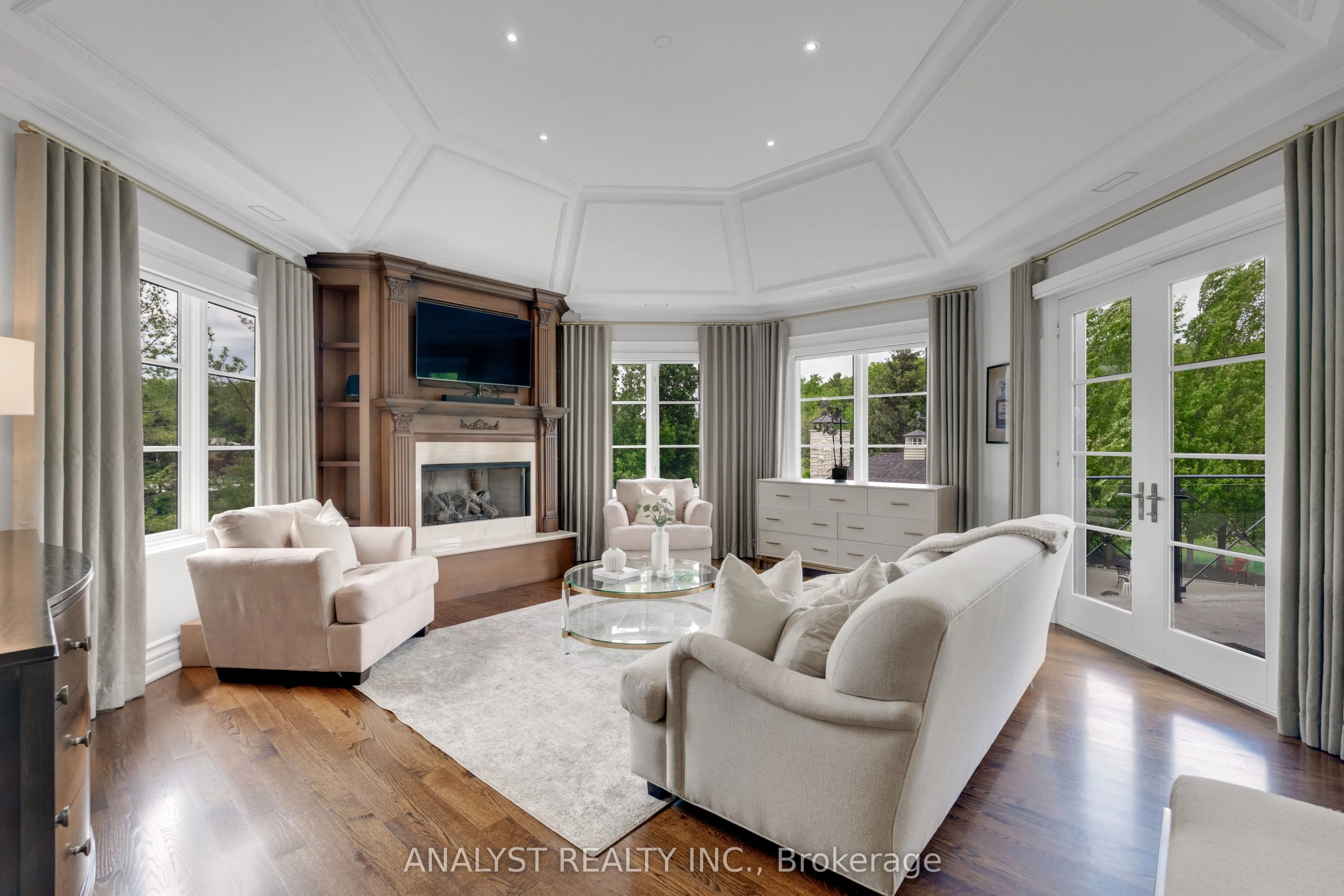 76 Scotch Valley Drive