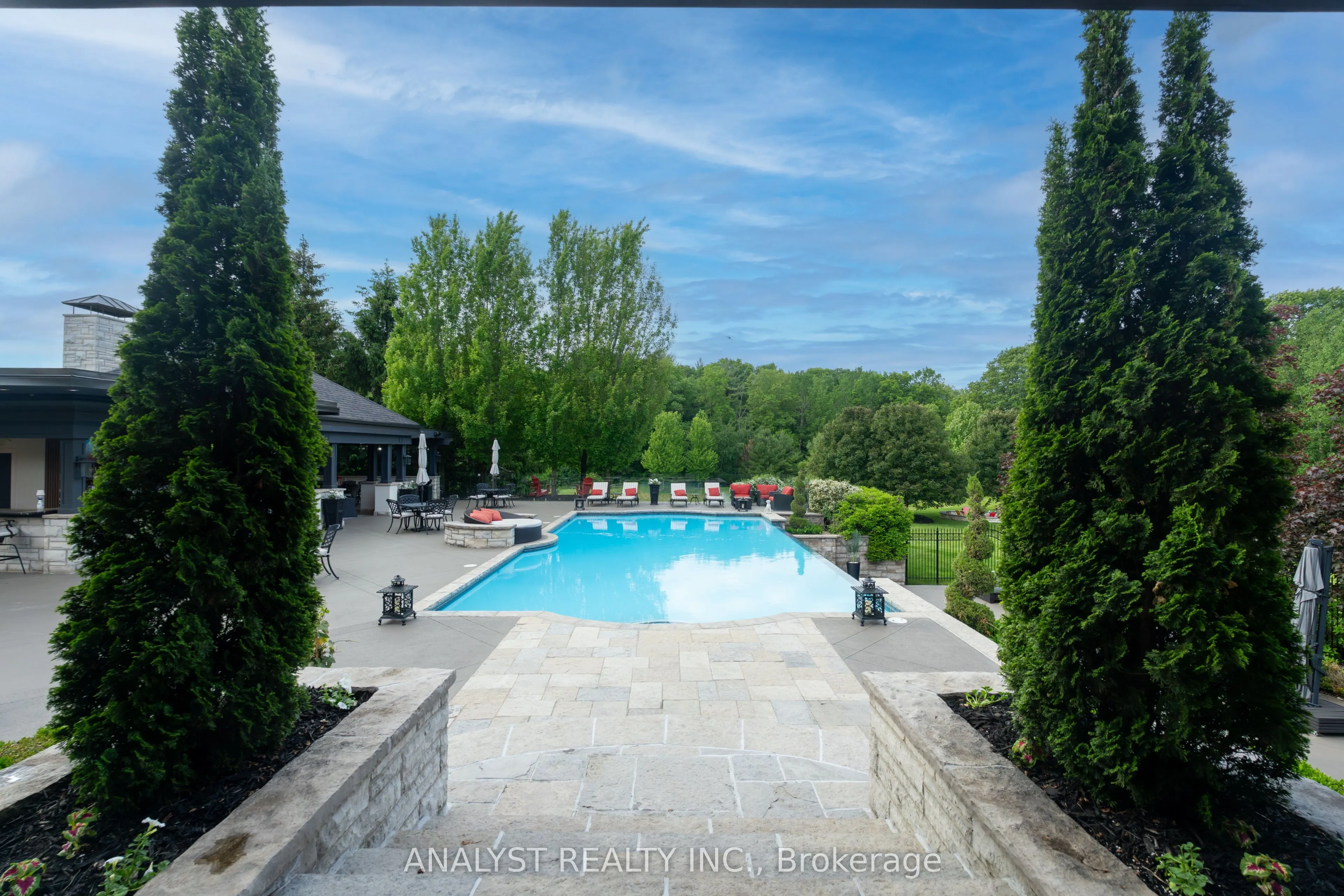 76 Scotch Valley Drive