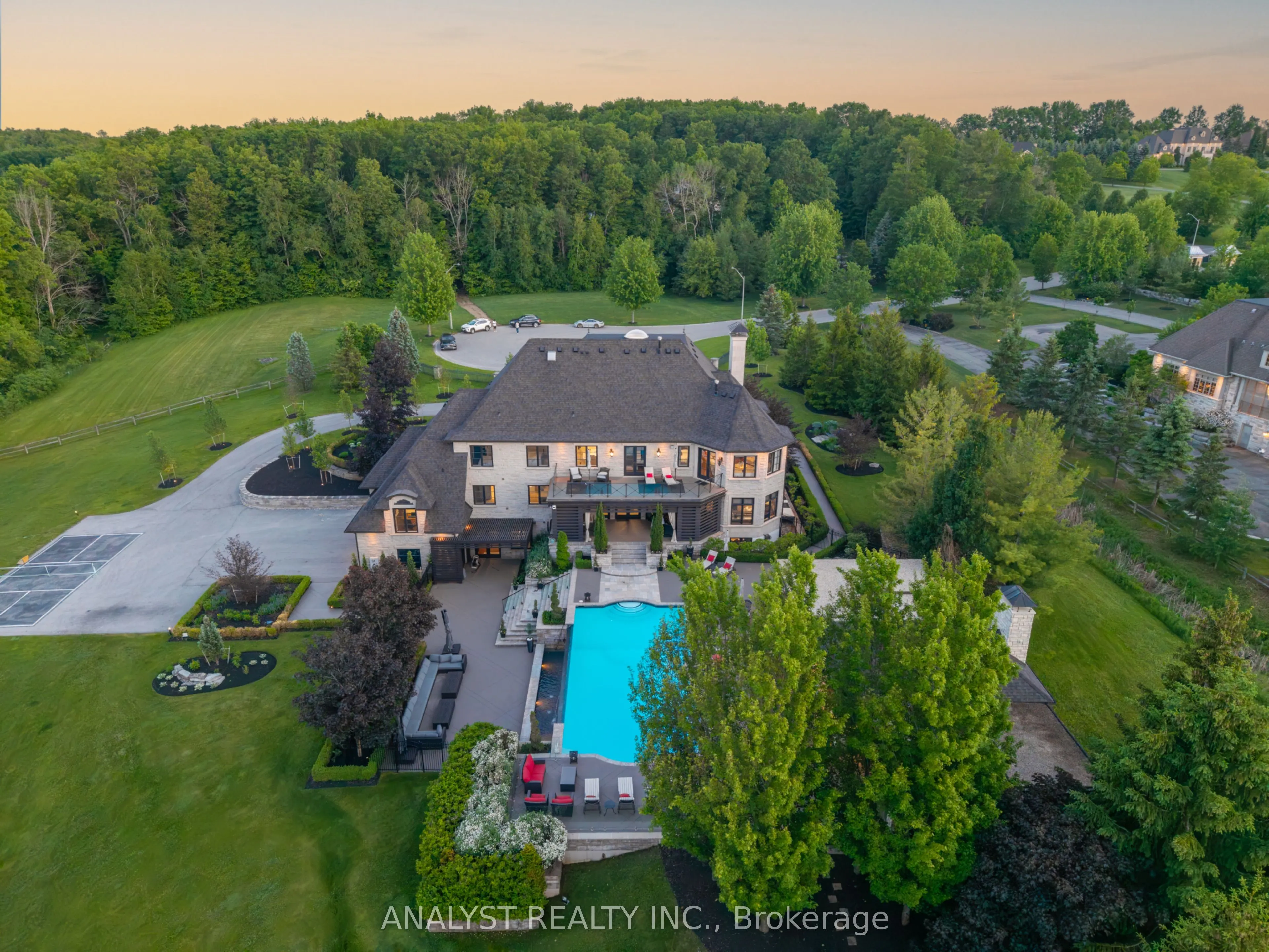 76 Scotch Valley Drive