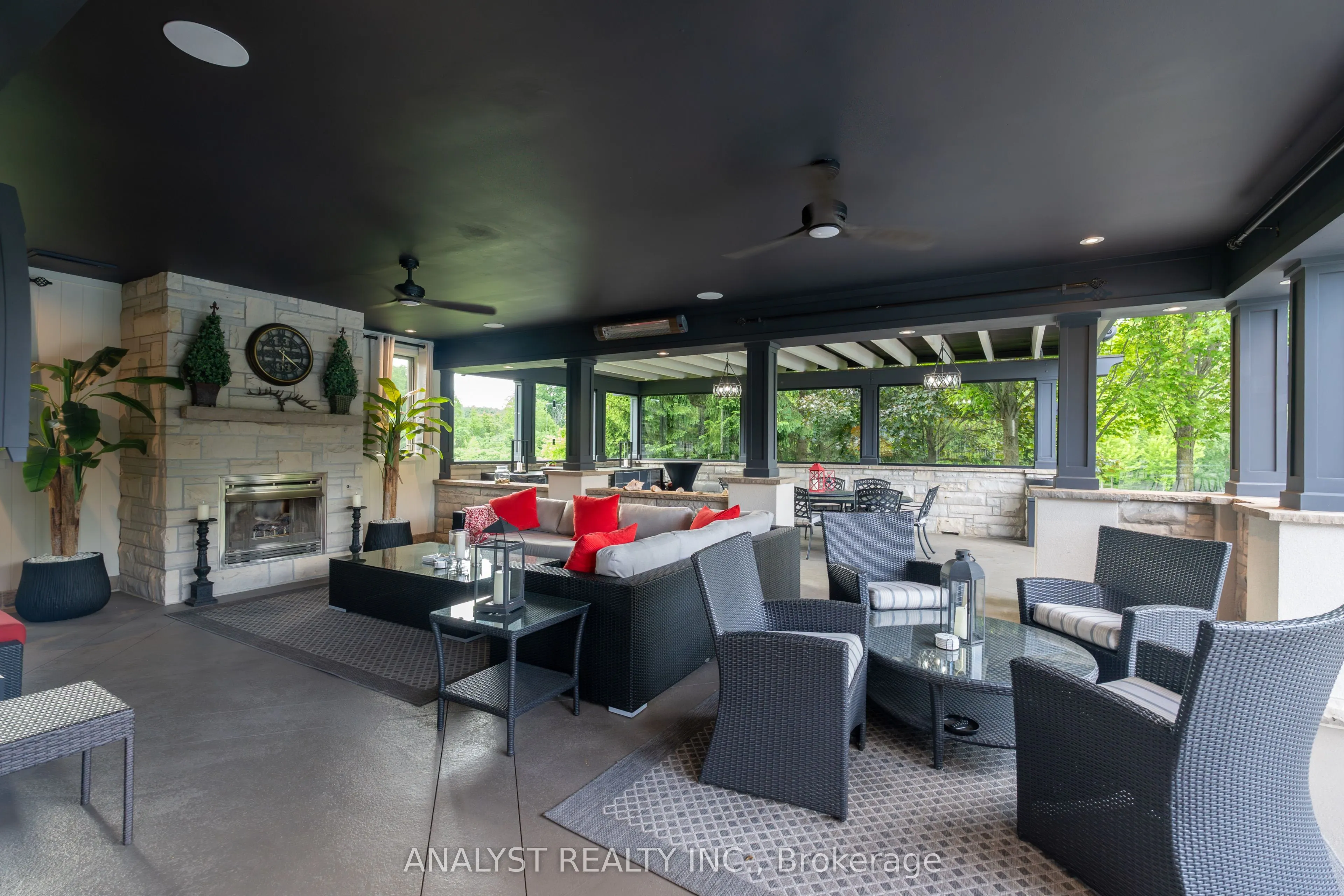 76 Scotch Valley Drive