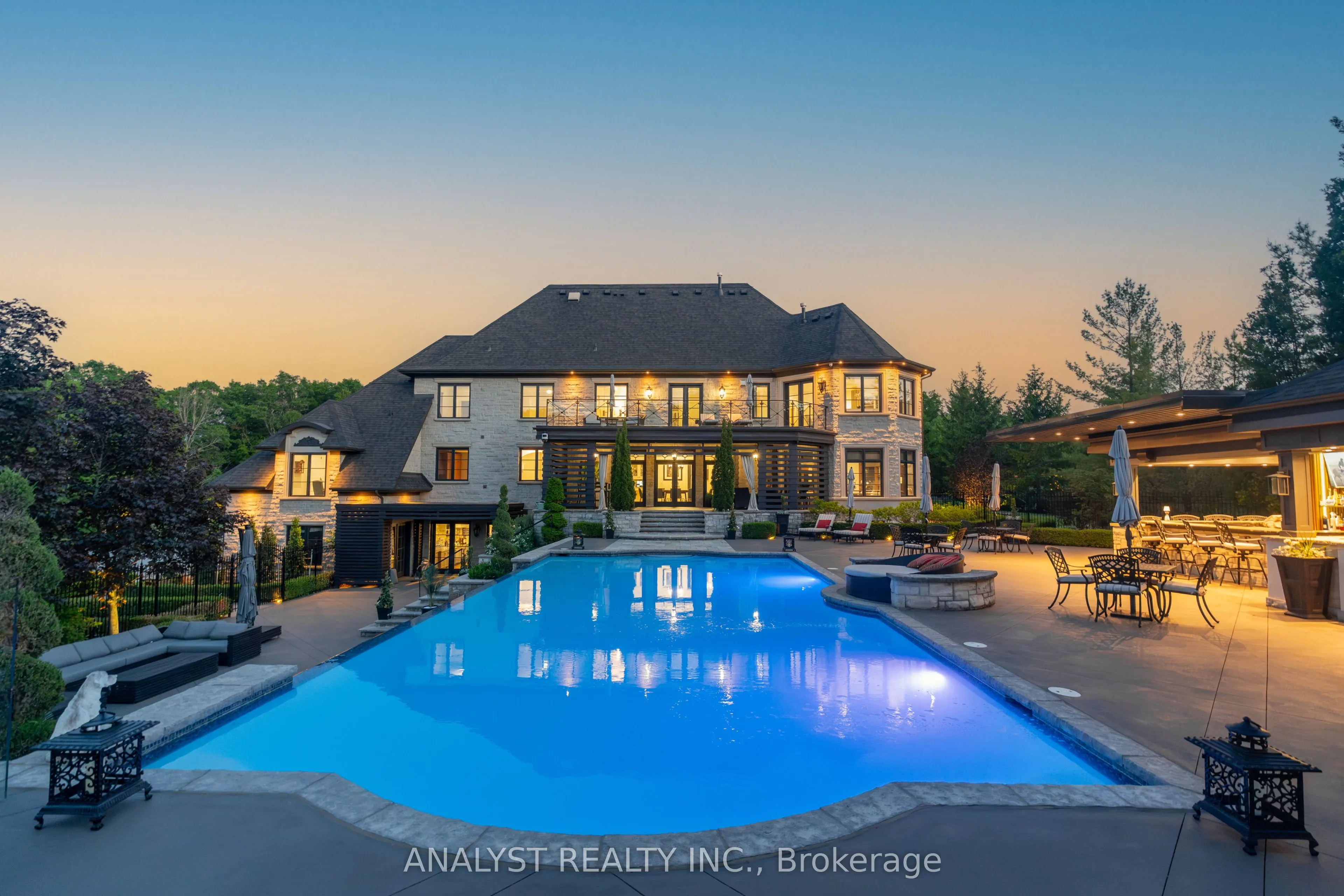 76 Scotch Valley Drive
