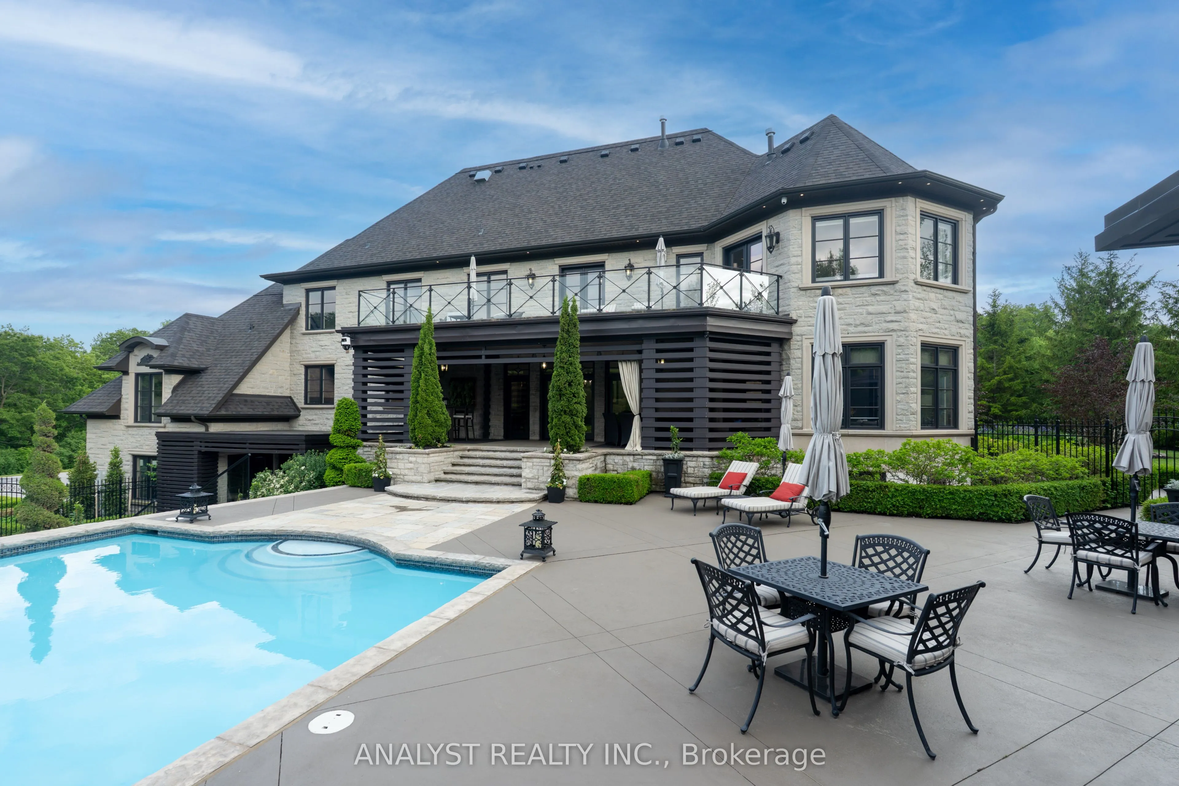 76 Scotch Valley Drive