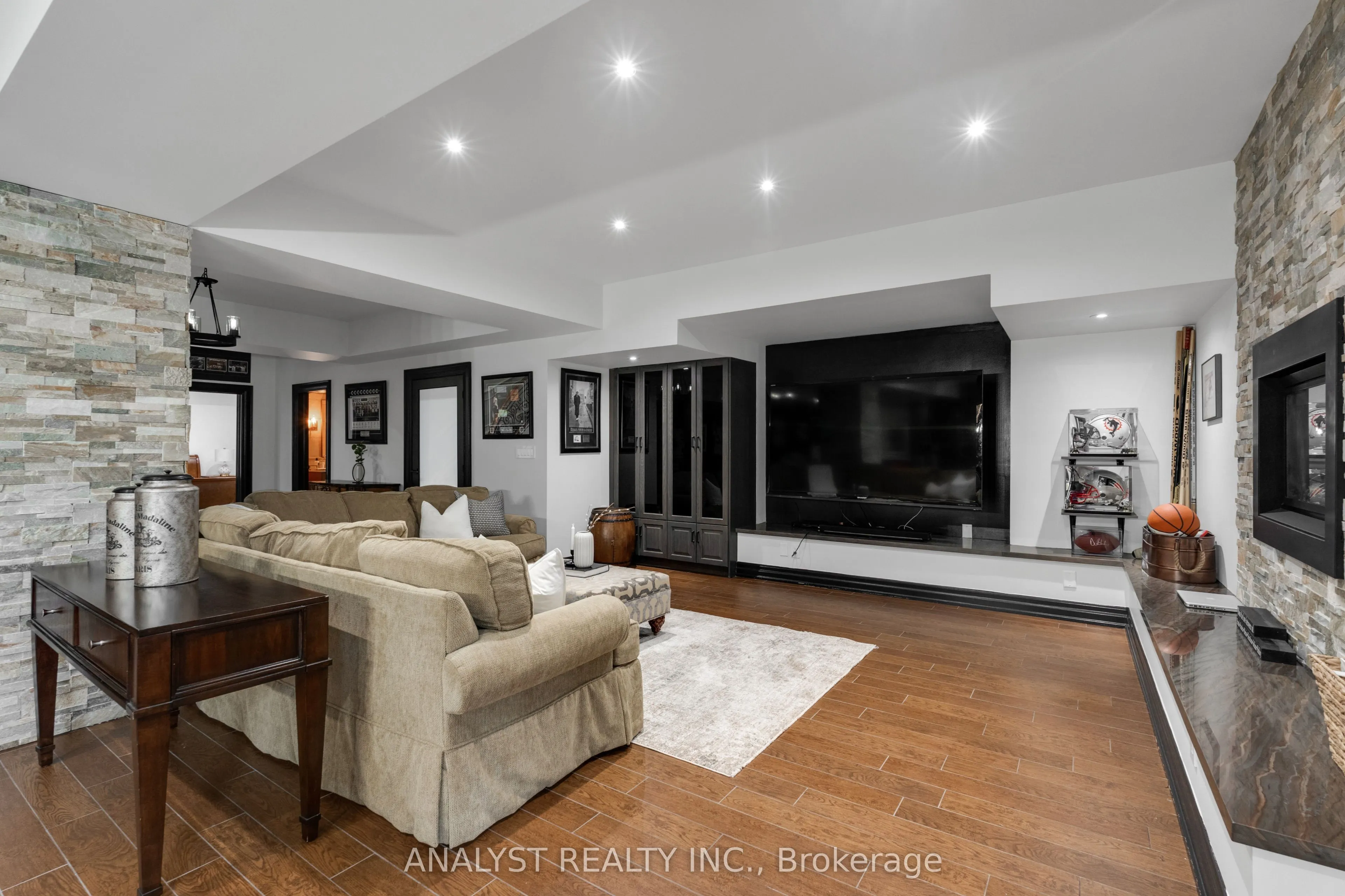 76 Scotch Valley Drive