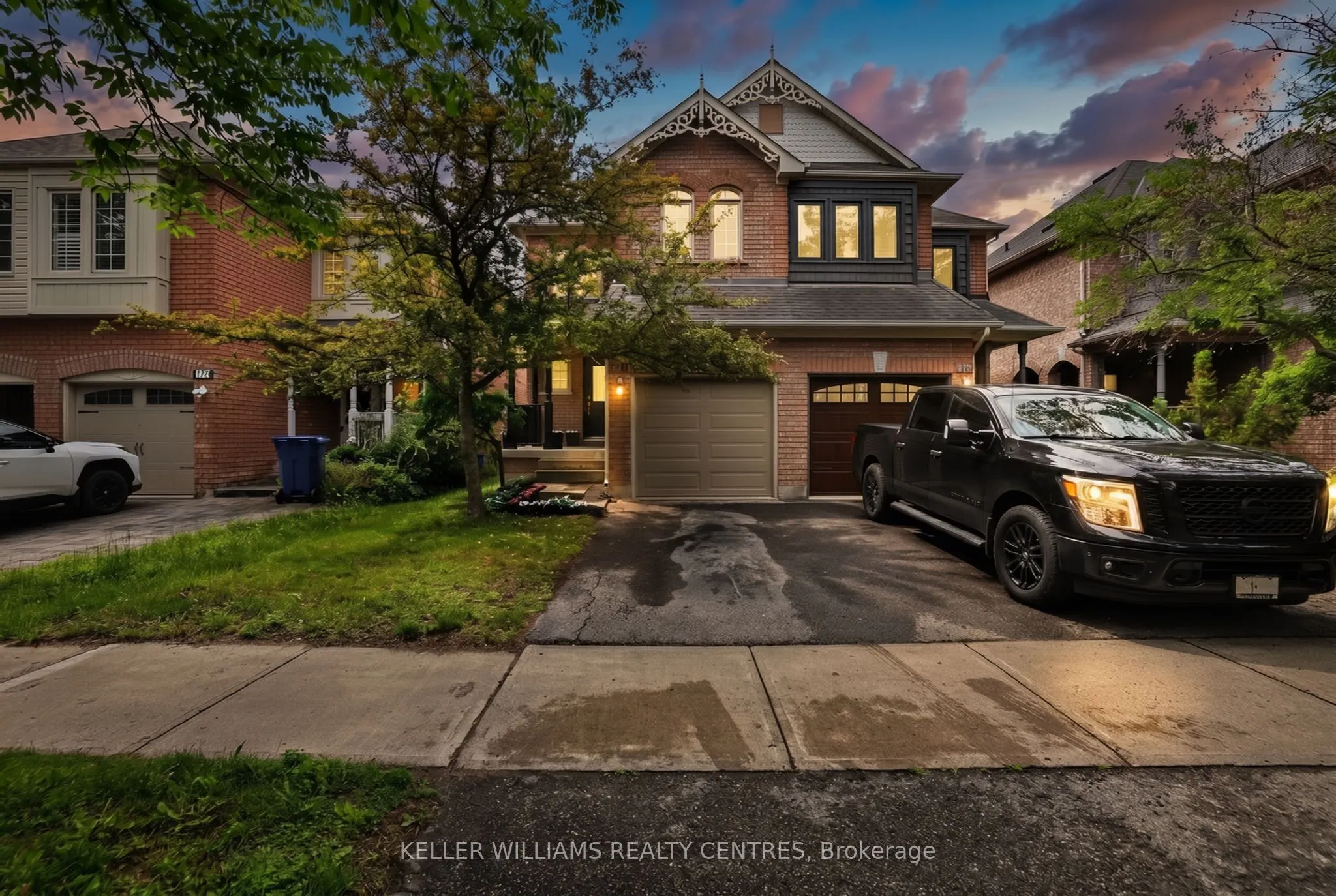 120 Woodroof Crescent