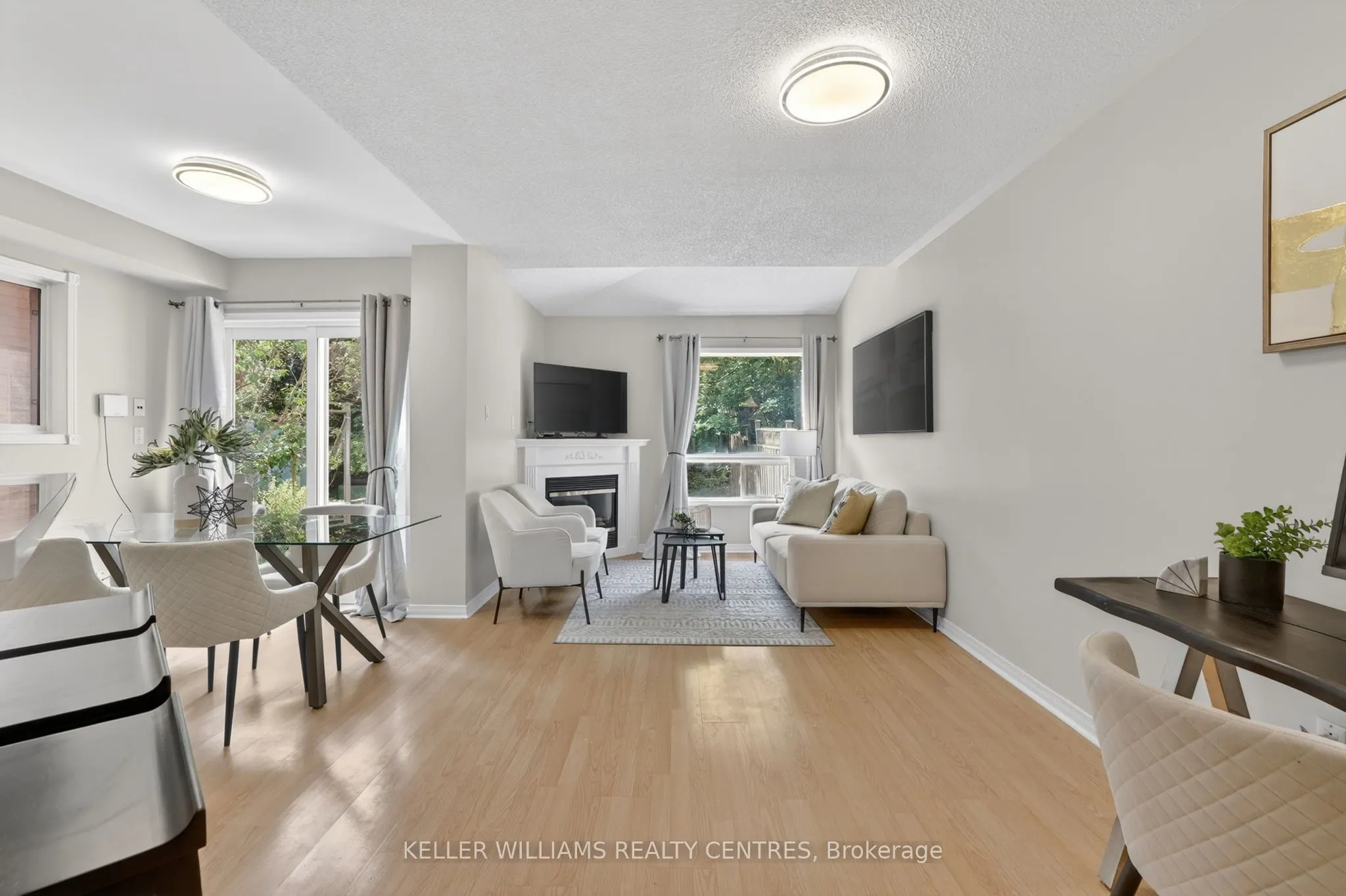 120 Woodroof Crescent