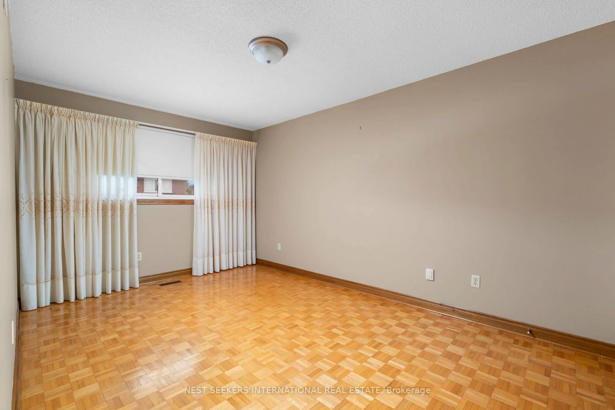 19 Kaiser Drive