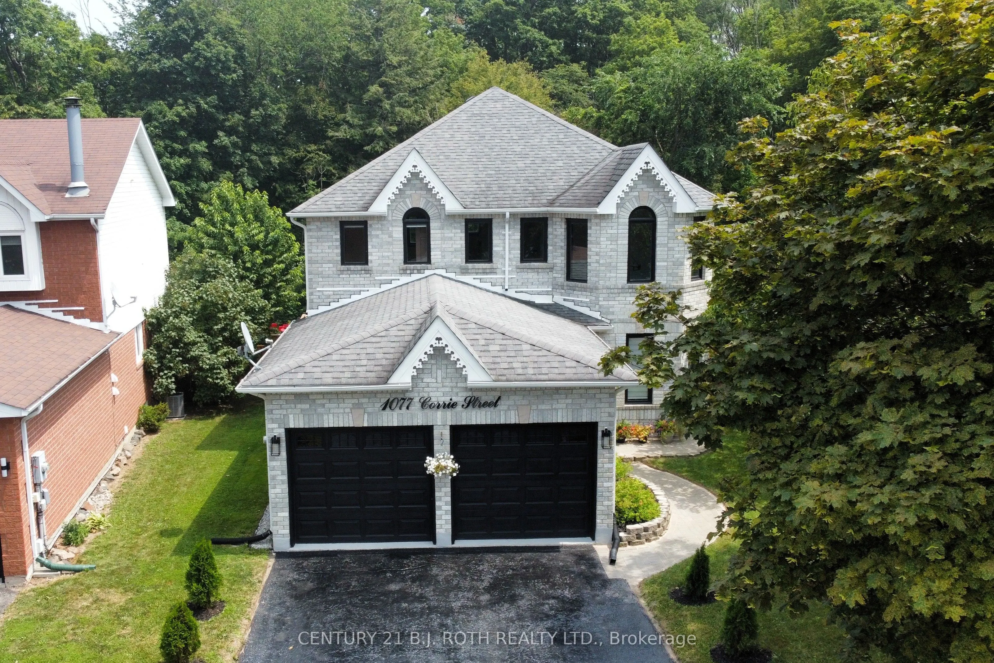 1077 CORRIE Street