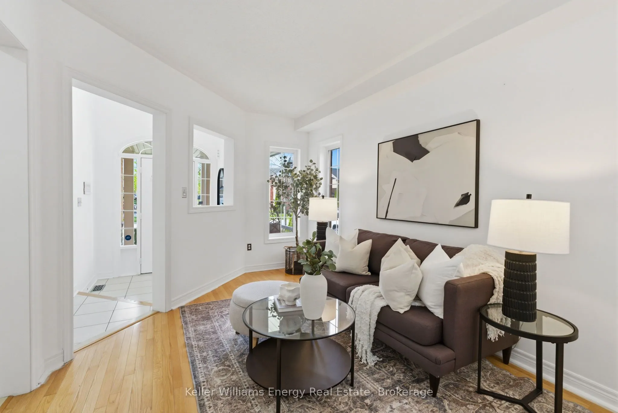 338 Dowson Loop