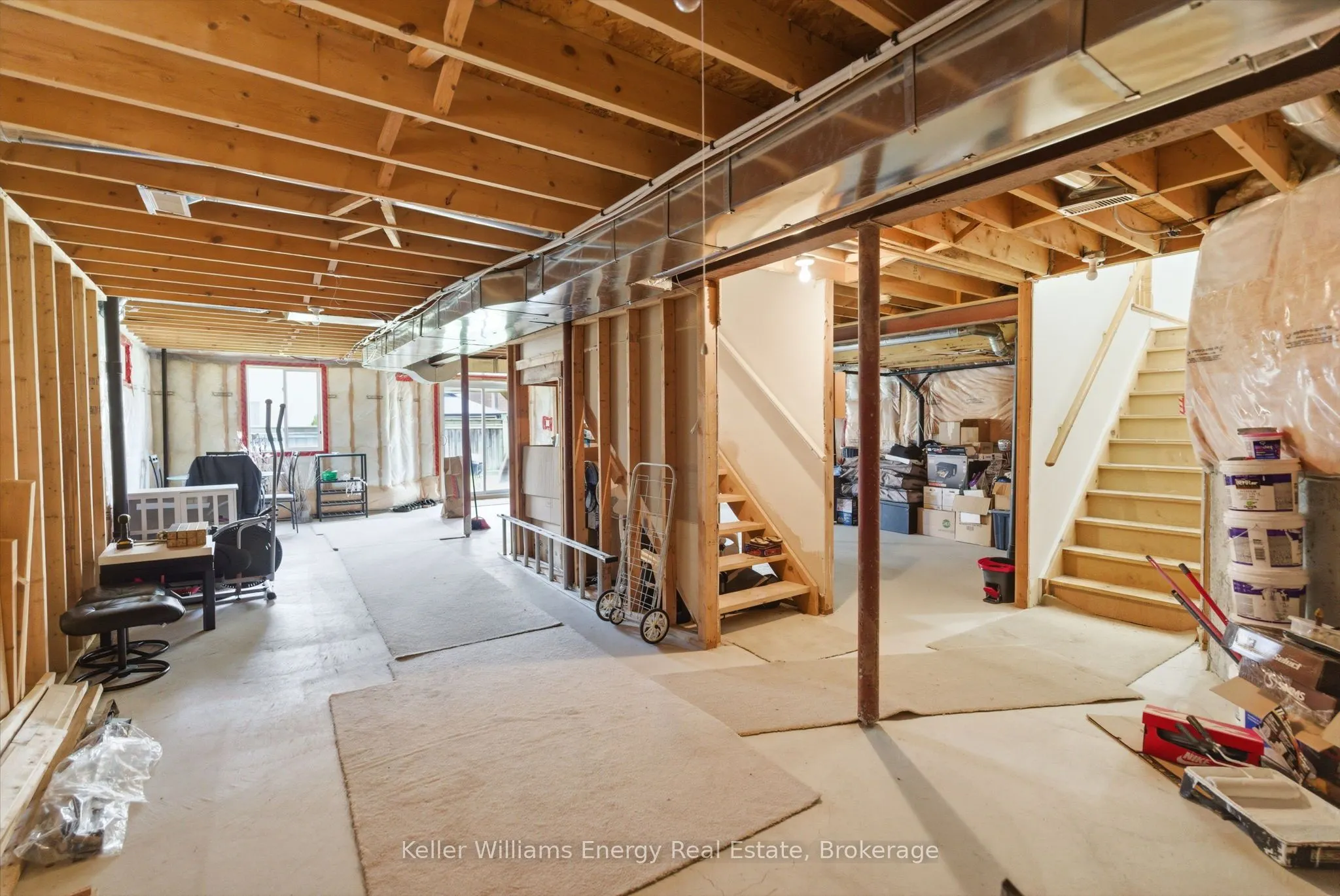 338 Dowson Loop