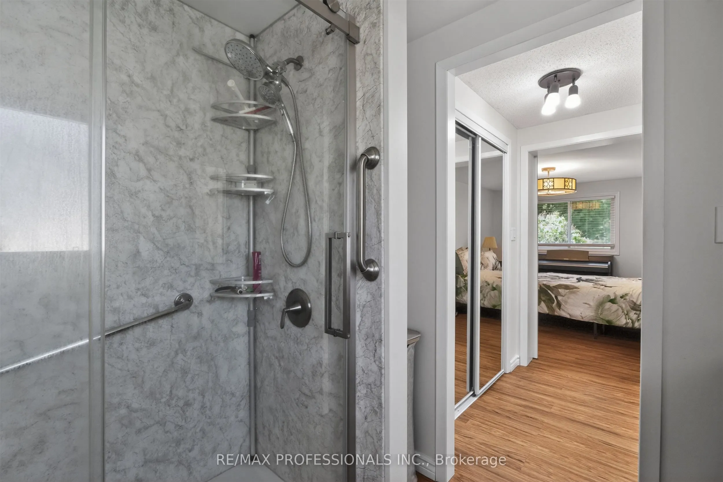 7 Tamarack Court