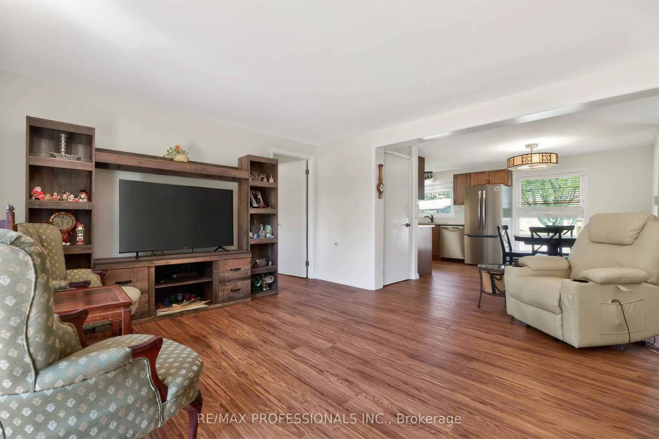 7 Tamarack Court