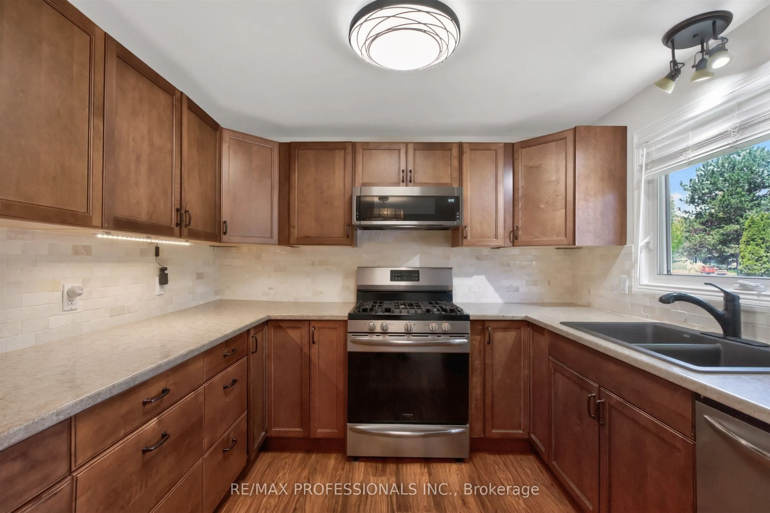 7 Tamarack Court