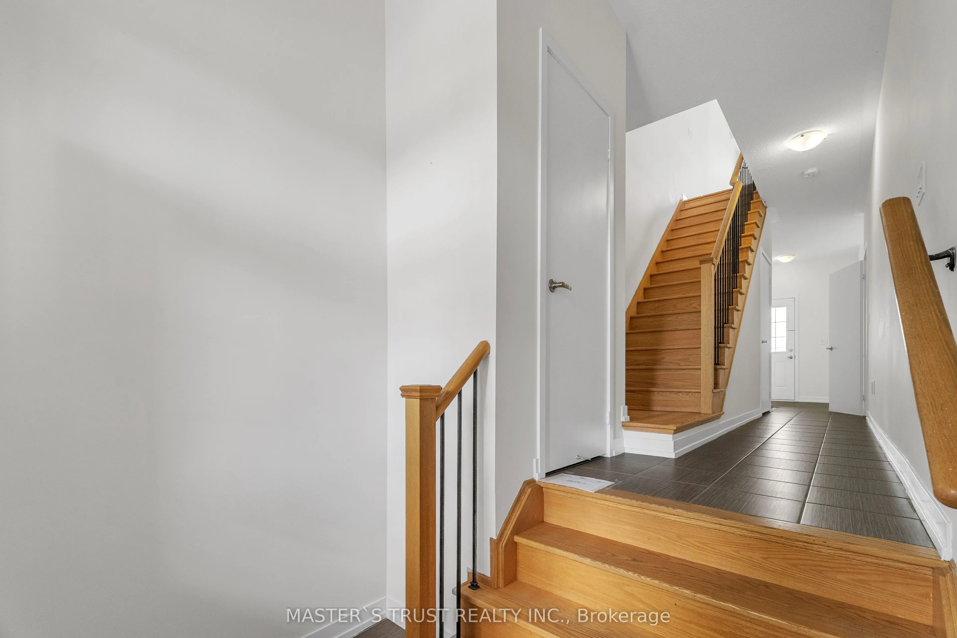 183 Harding Park Street