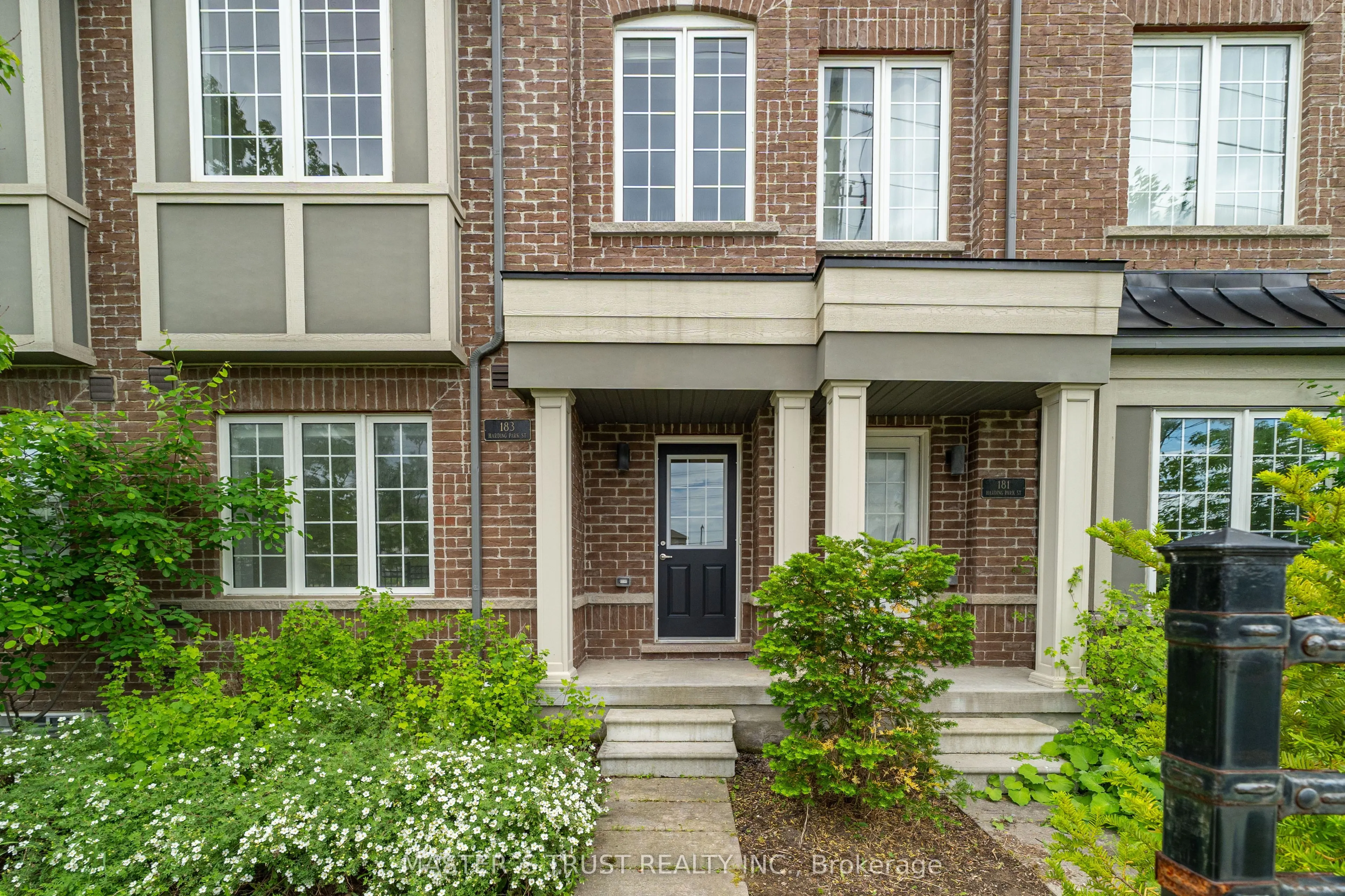 183 Harding Park Street