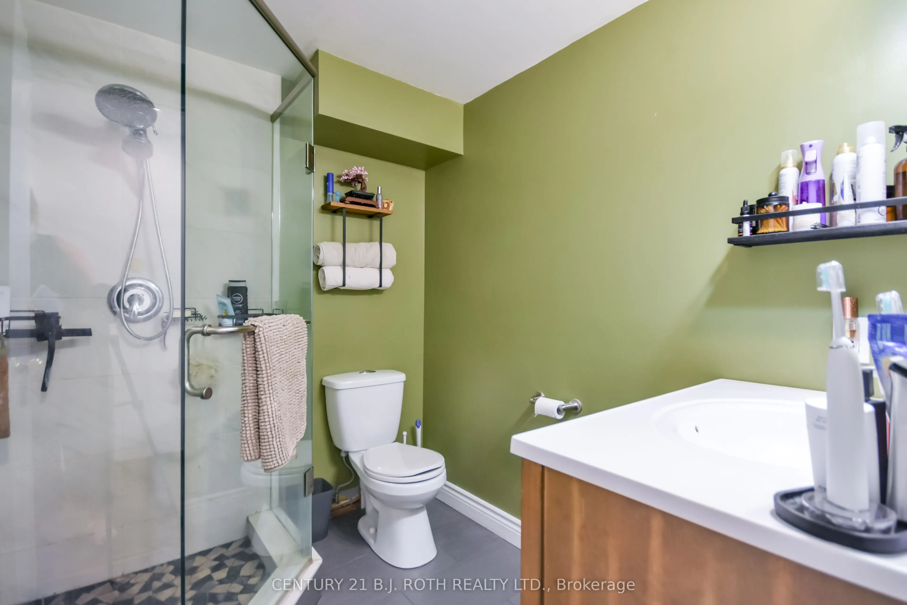 671 Simcoe Road