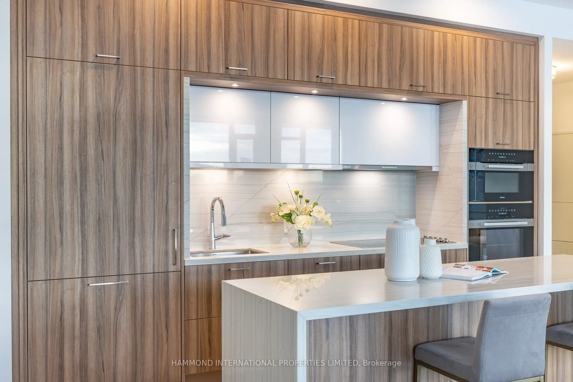 397 Royal Orchard Boulevard #706