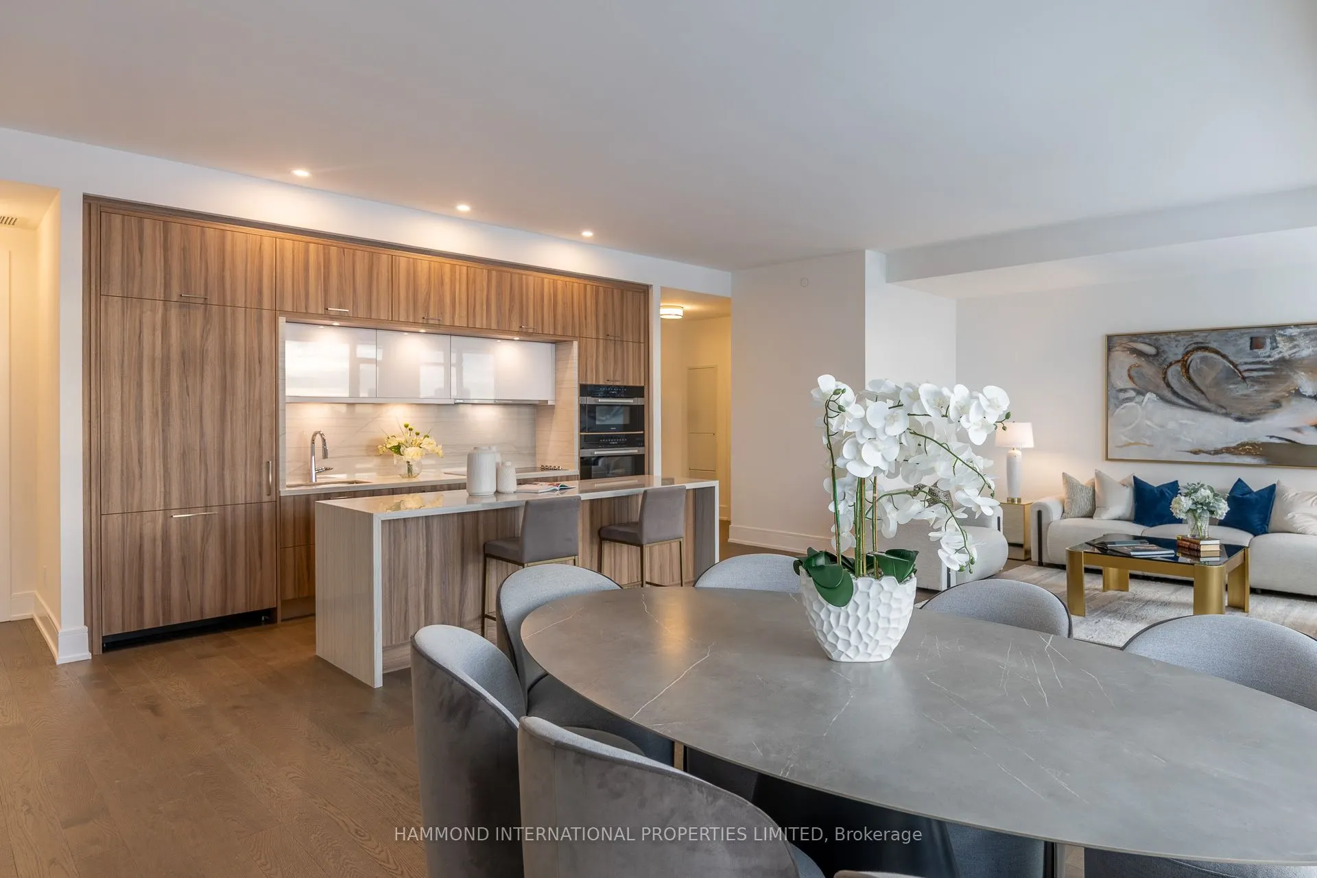 397 Royal Orchard Boulevard #706
