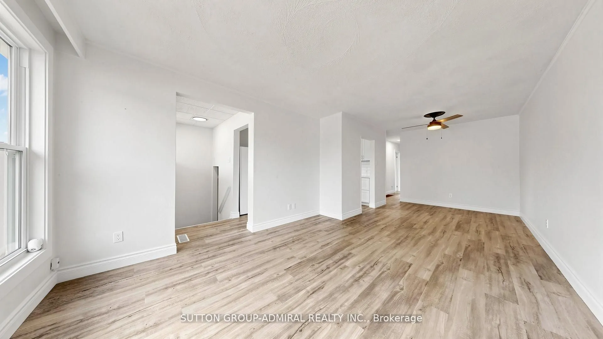 86 Newbury Drive