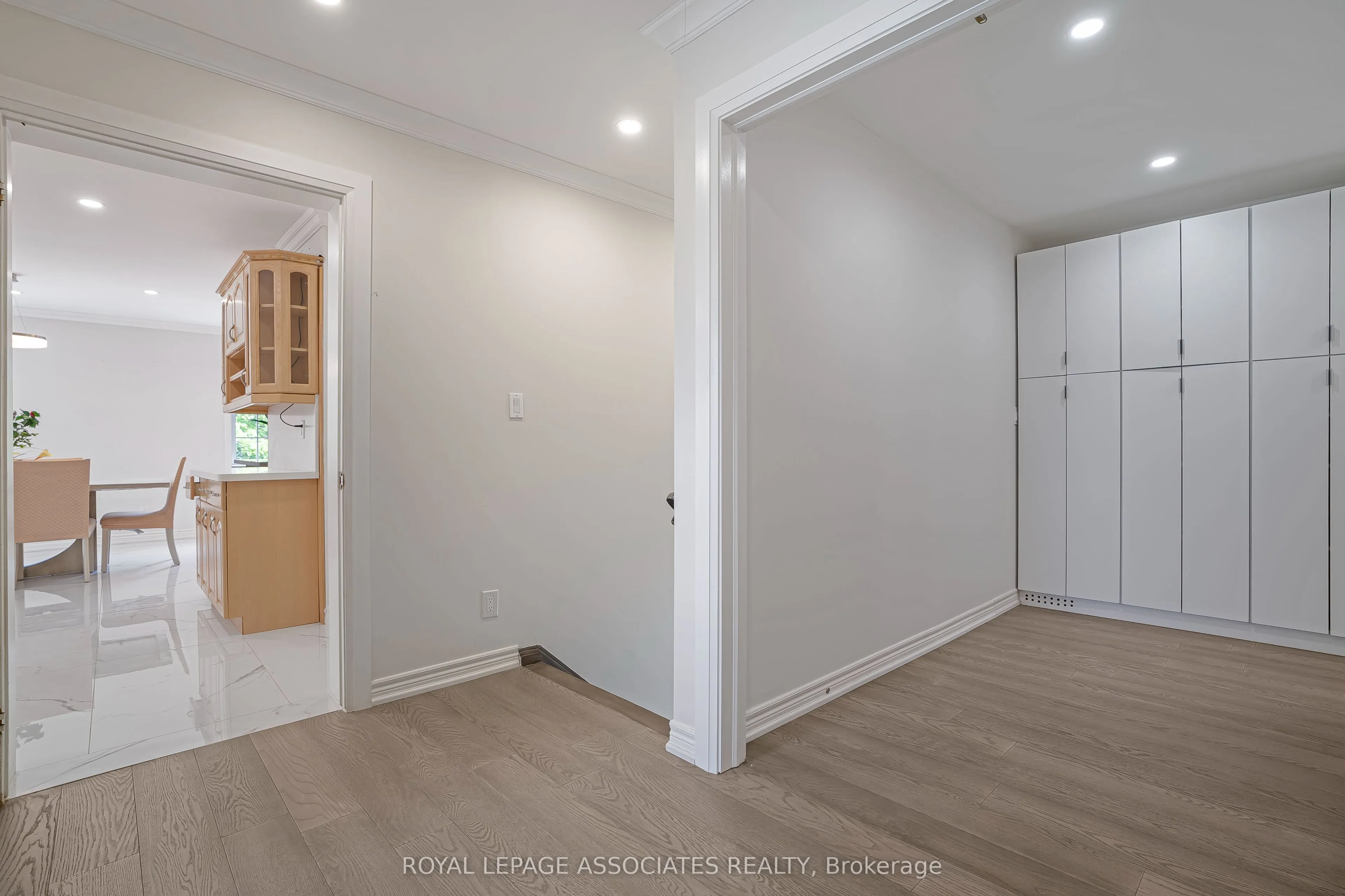 69 Raeview Drive
