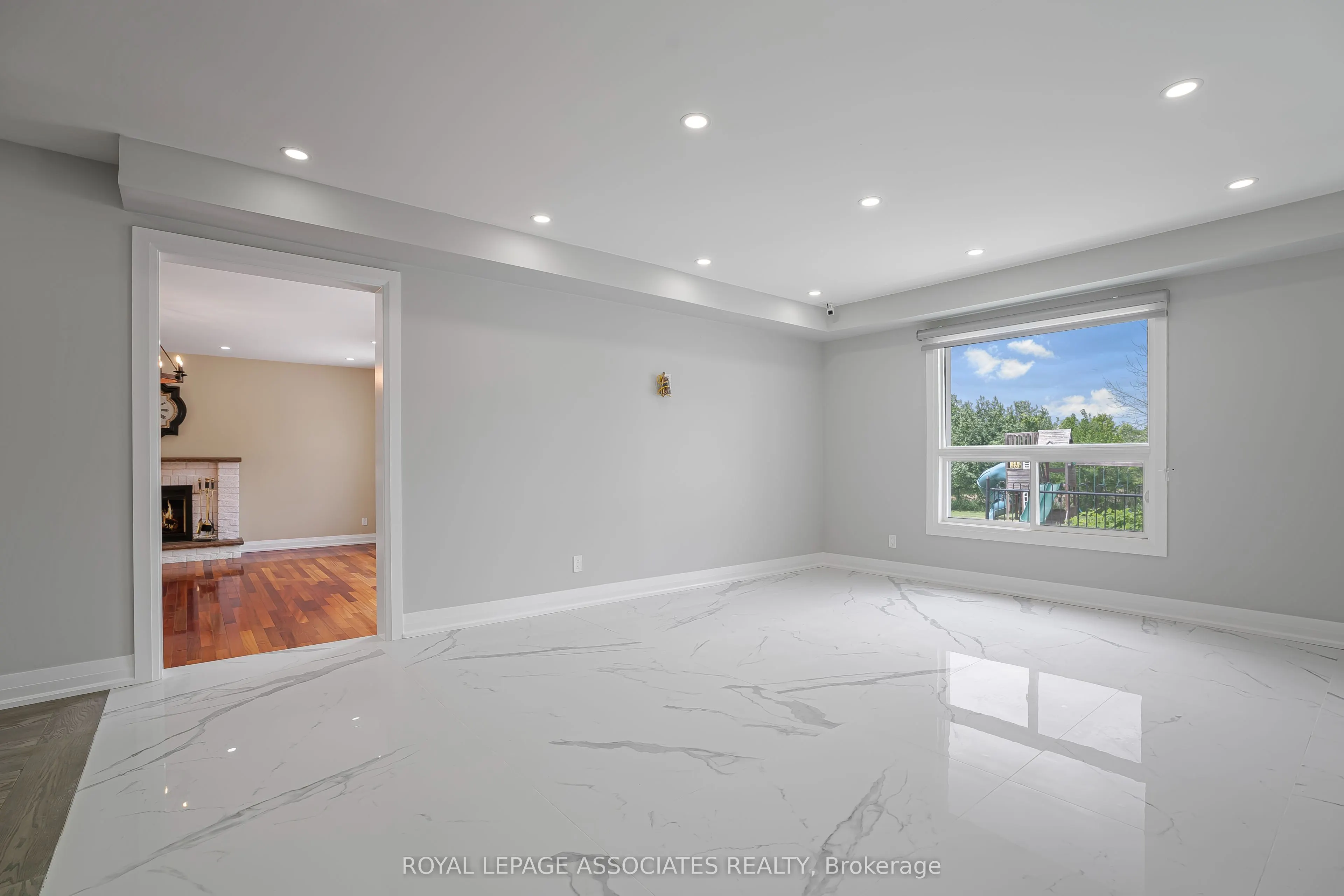 69 Raeview Drive