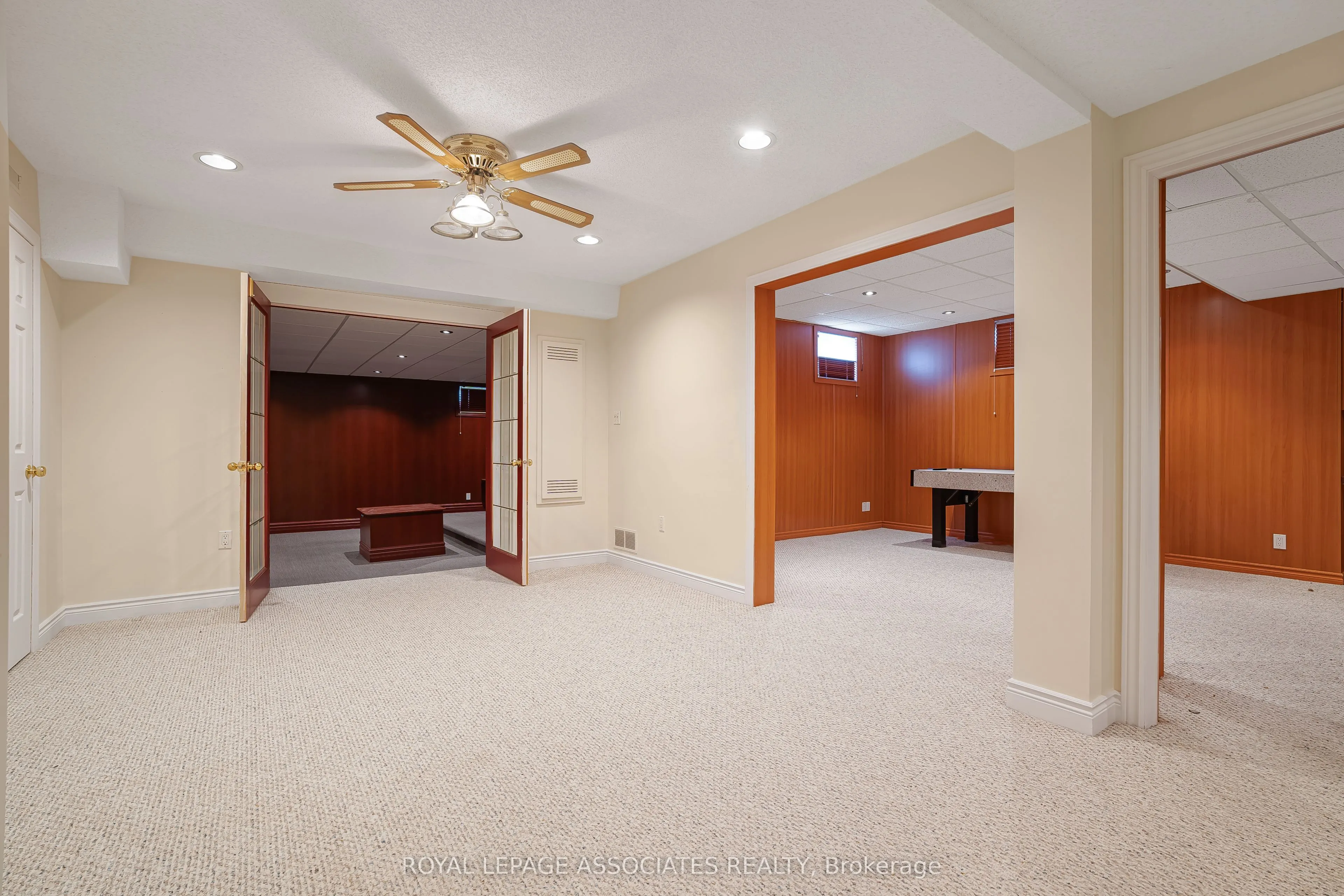 69 Raeview Drive
