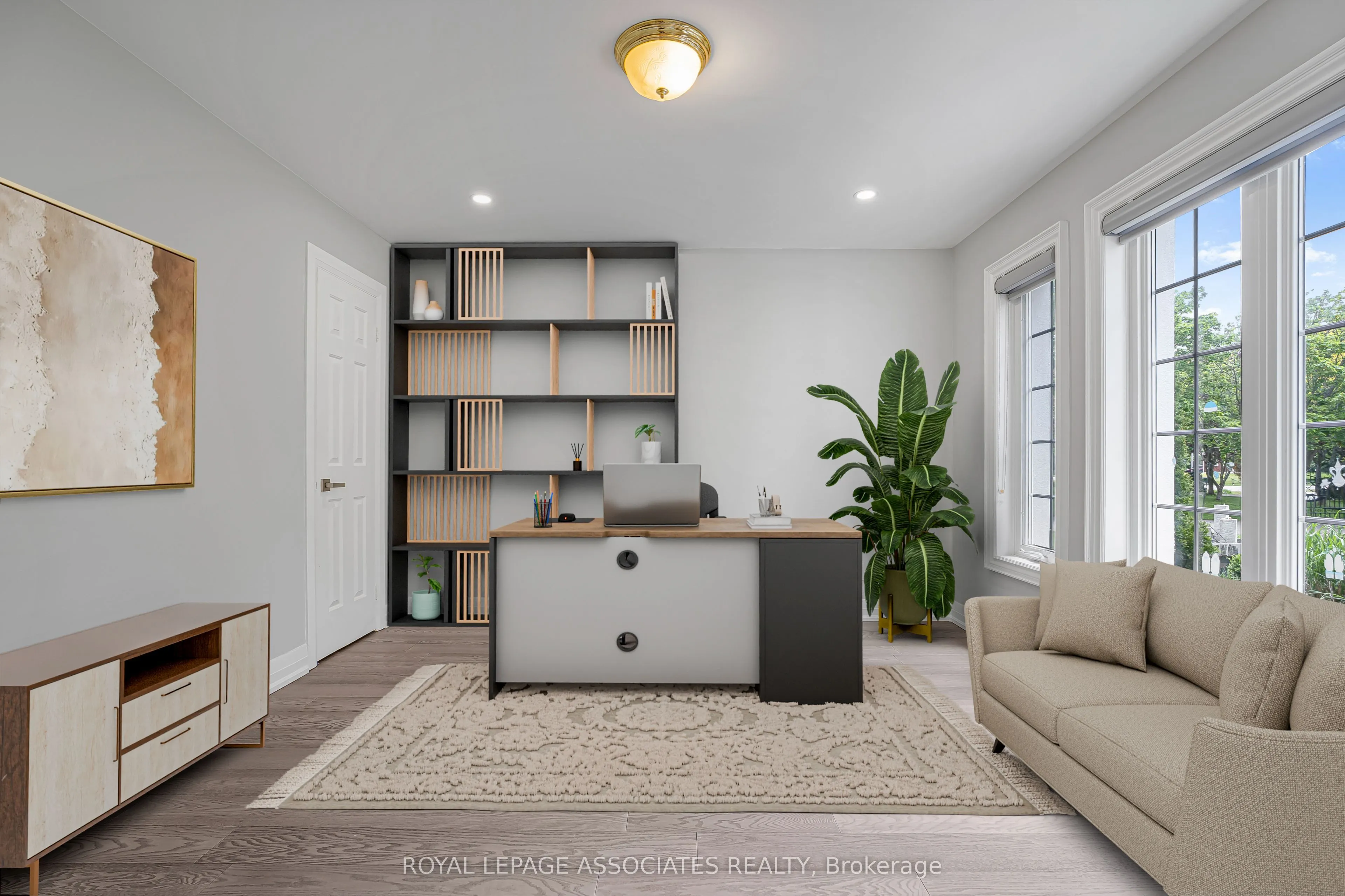 69 Raeview Drive