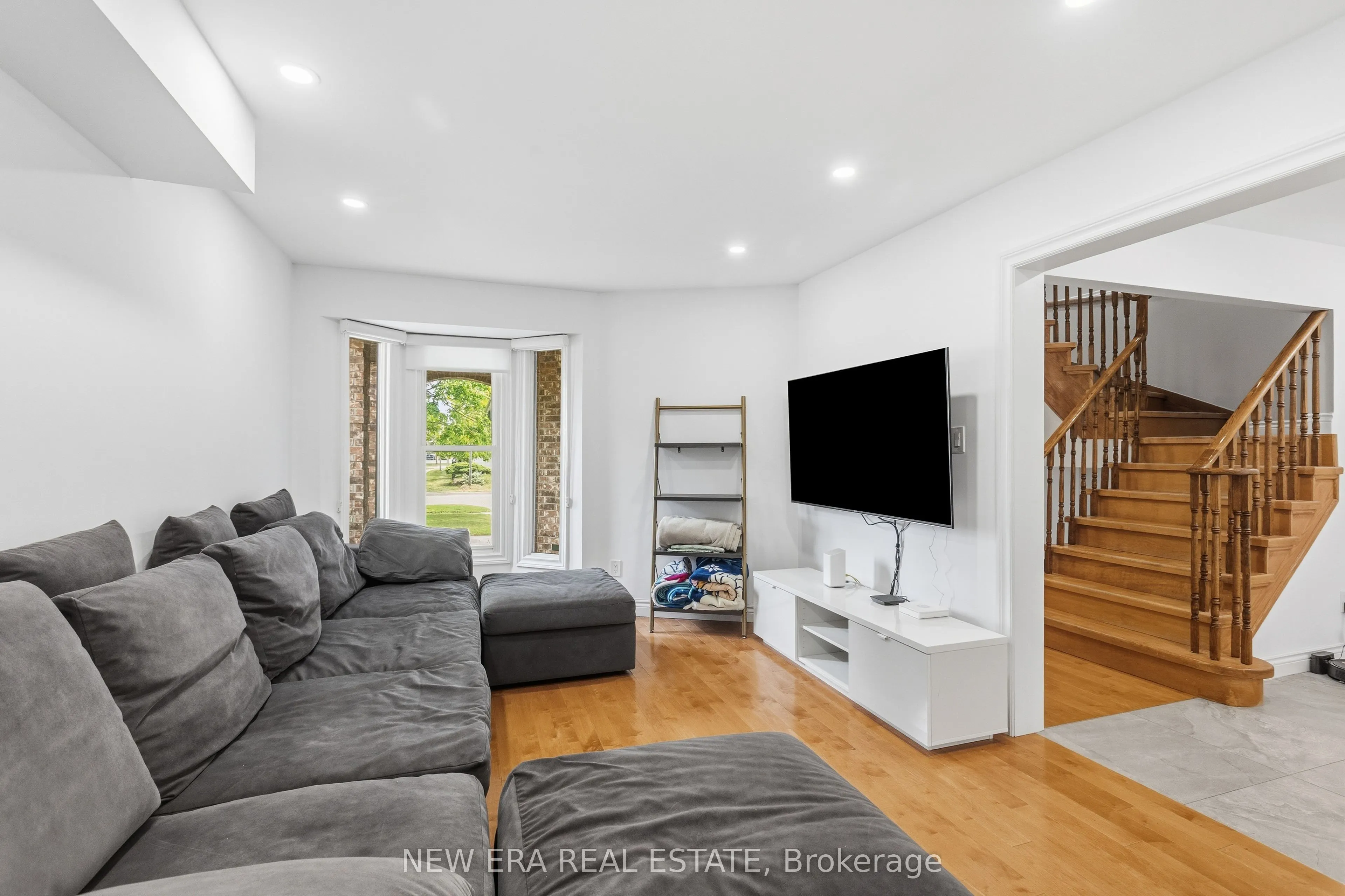67 Chilmar Crescent