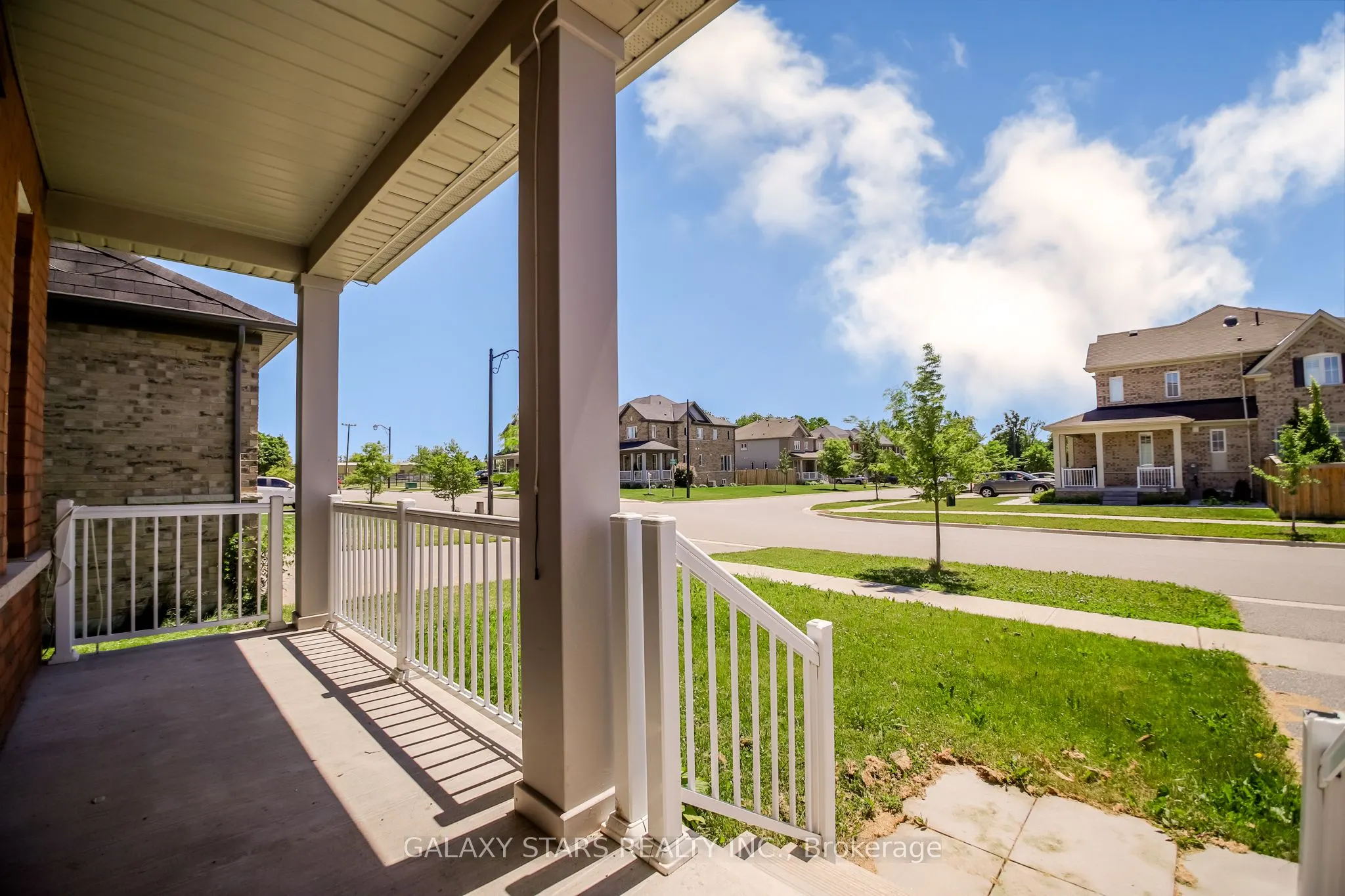 22 Don Hadden Crescent