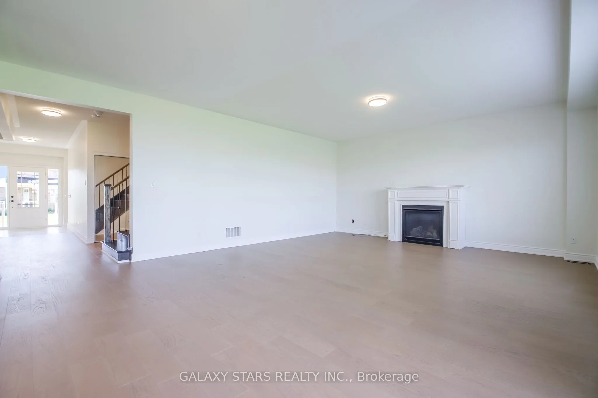 22 Don Hadden Crescent