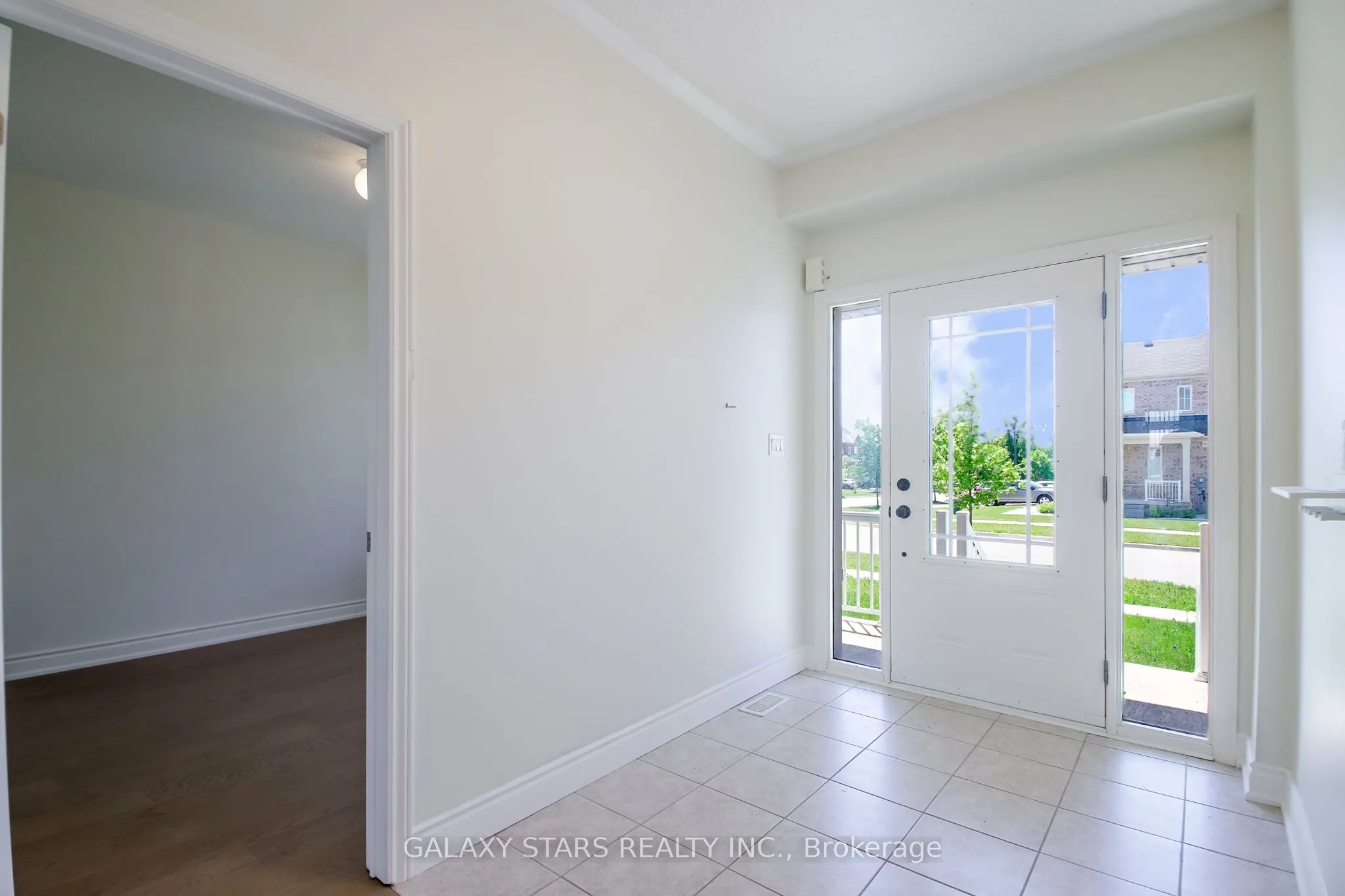 22 Don Hadden Crescent
