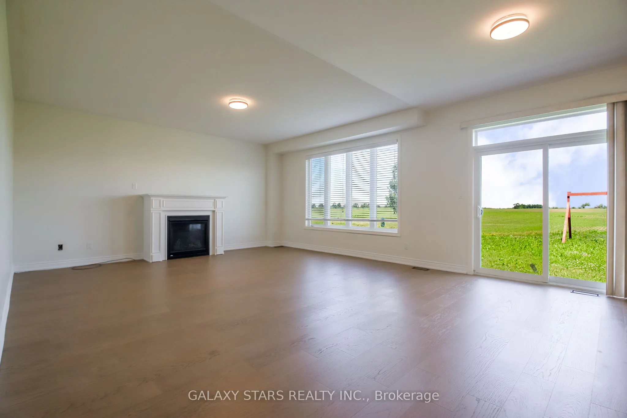 22 Don Hadden Crescent