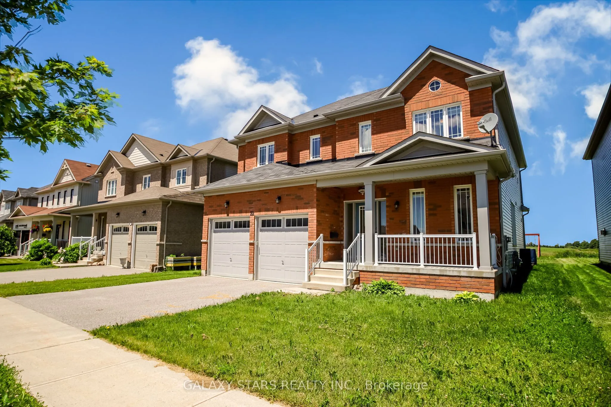 22 Don Hadden Crescent