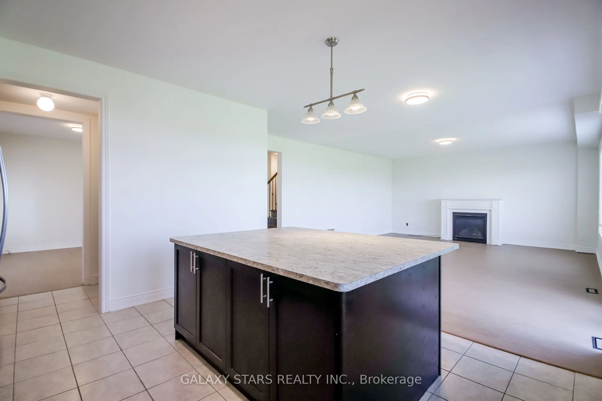 22 Don Hadden Crescent