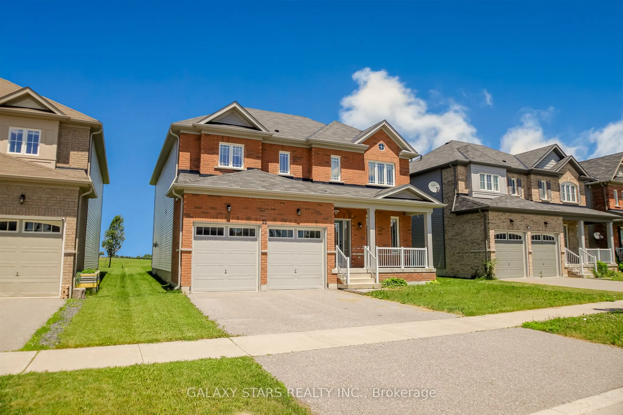 22 Don Hadden Crescent