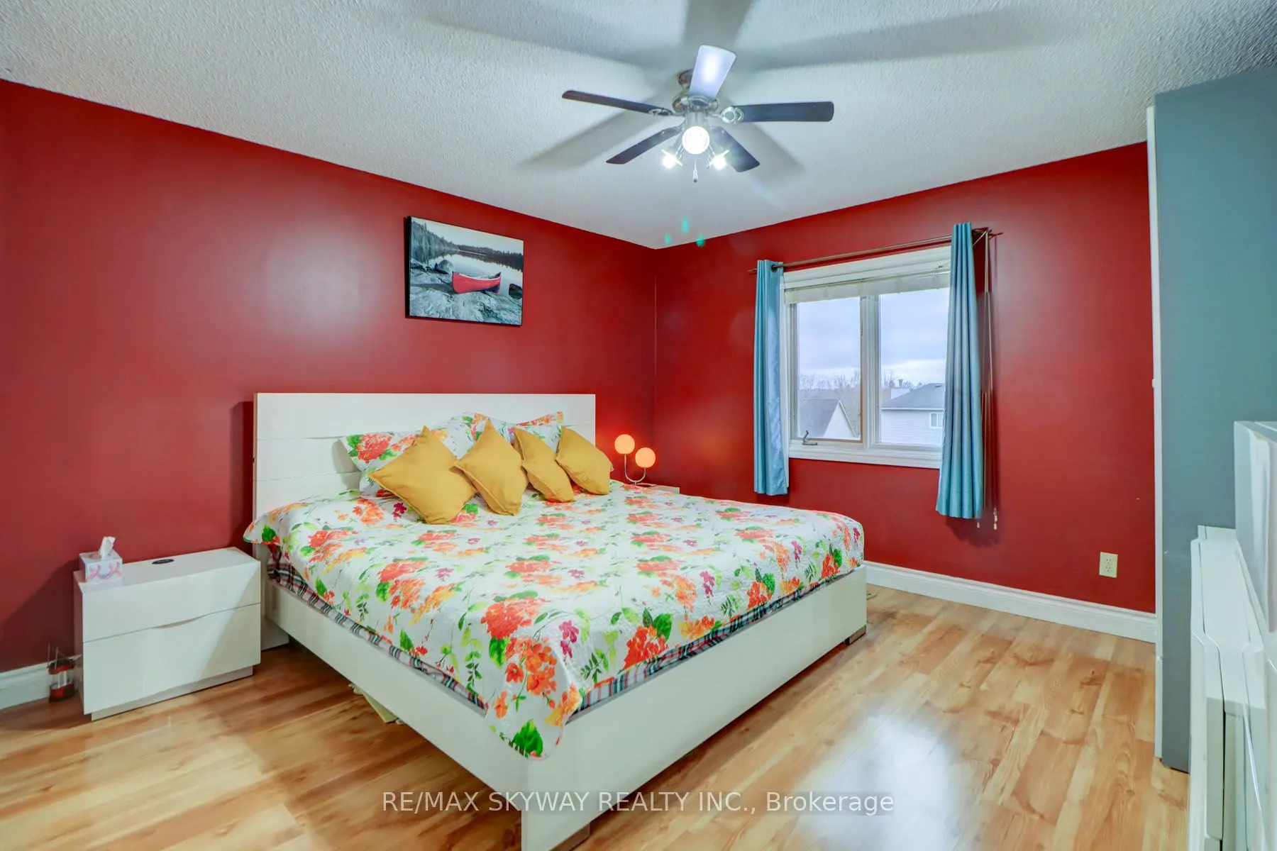 282B Brock Street W