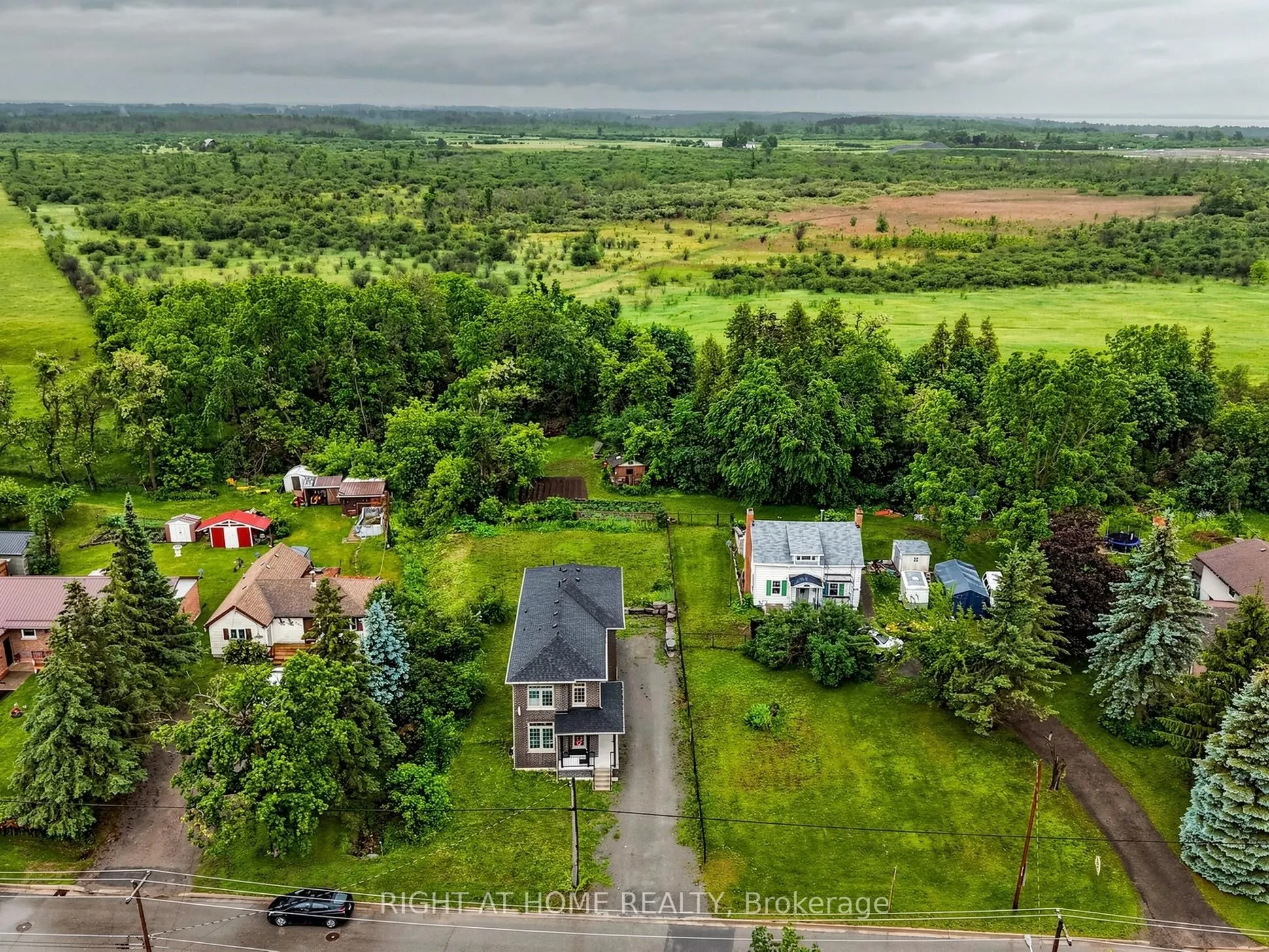 637 Simcoe Street